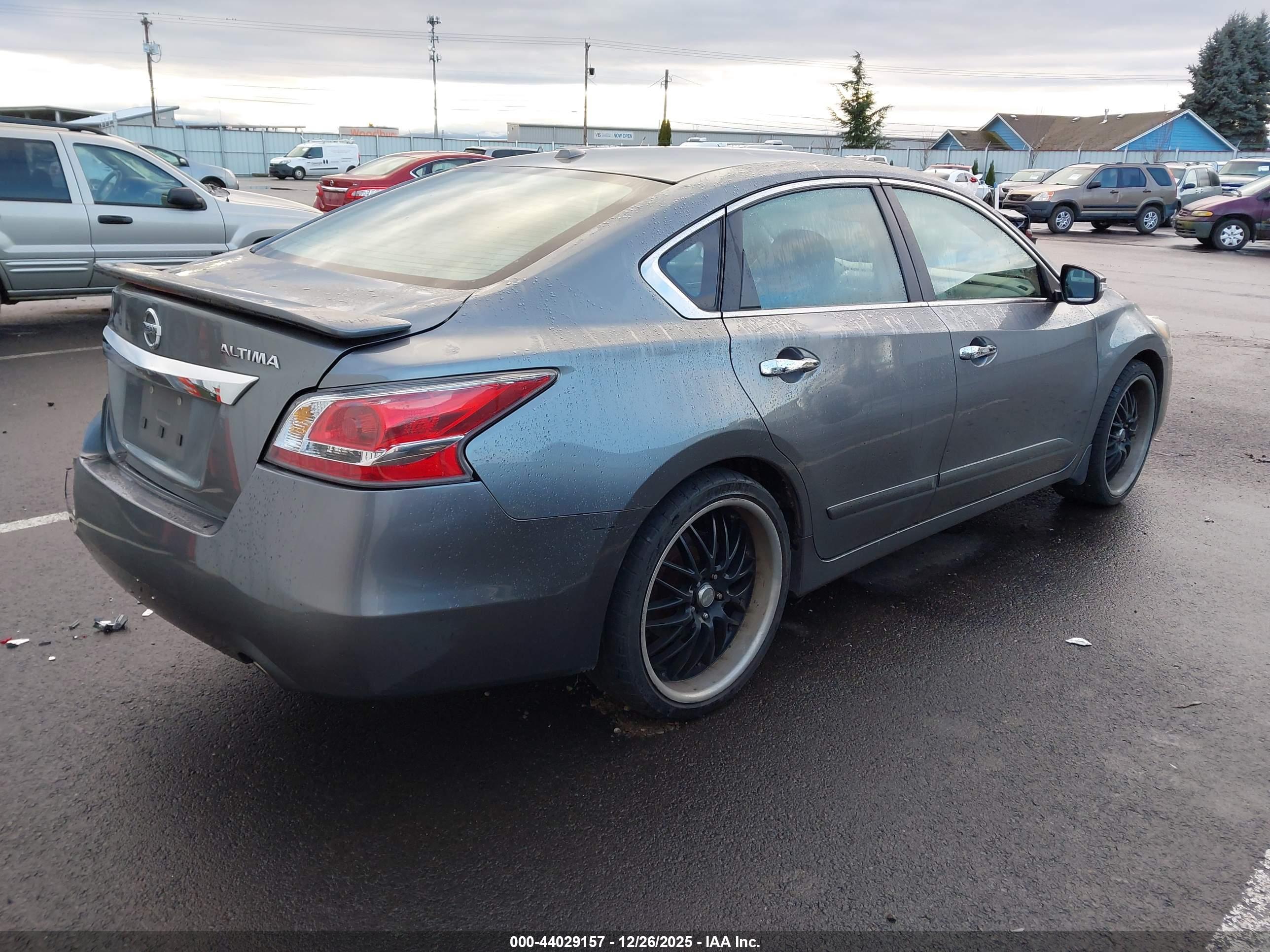 NISSAN ALTIMA image 4