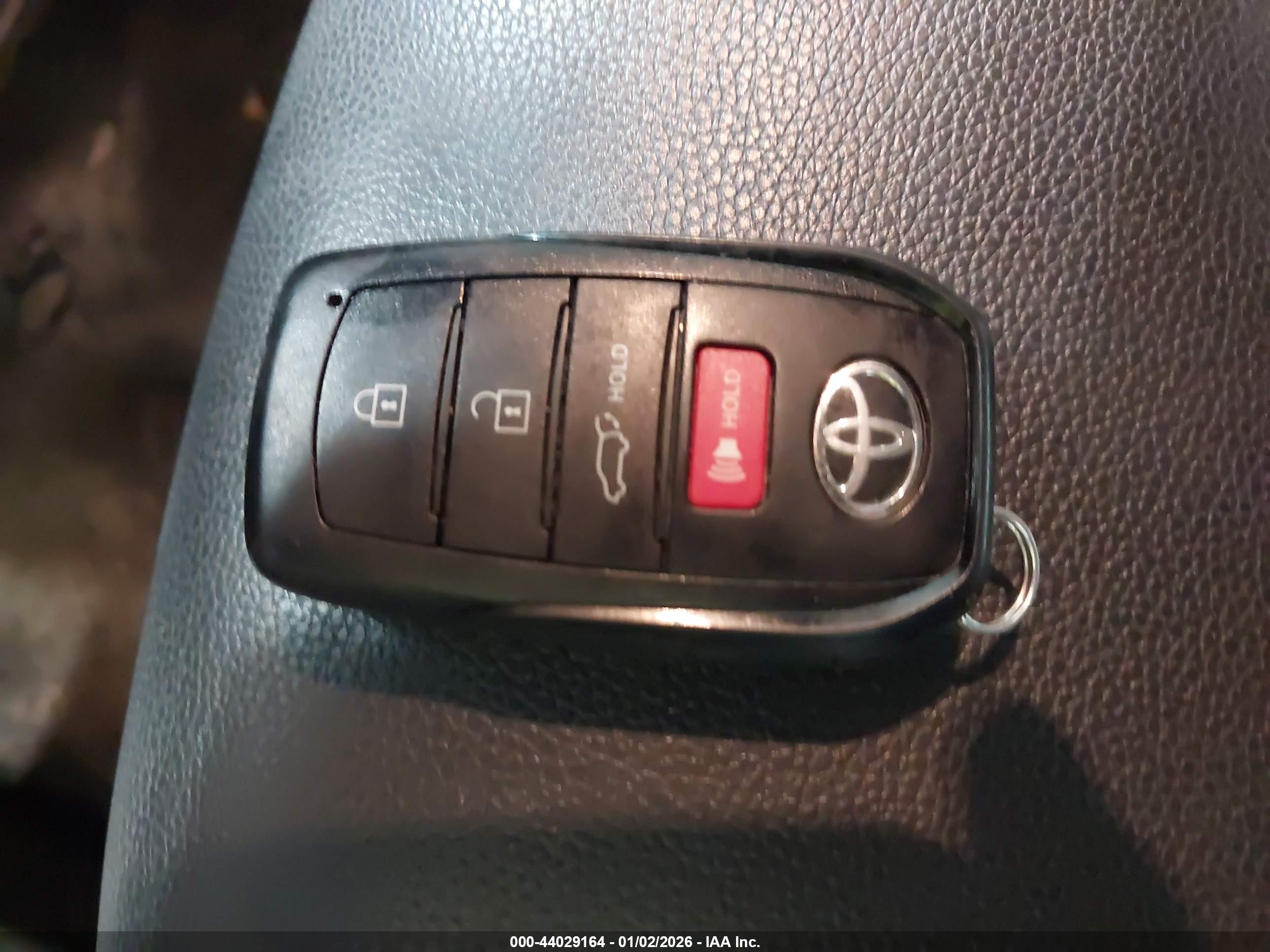 TOYOTA HIGHLANDER image 11