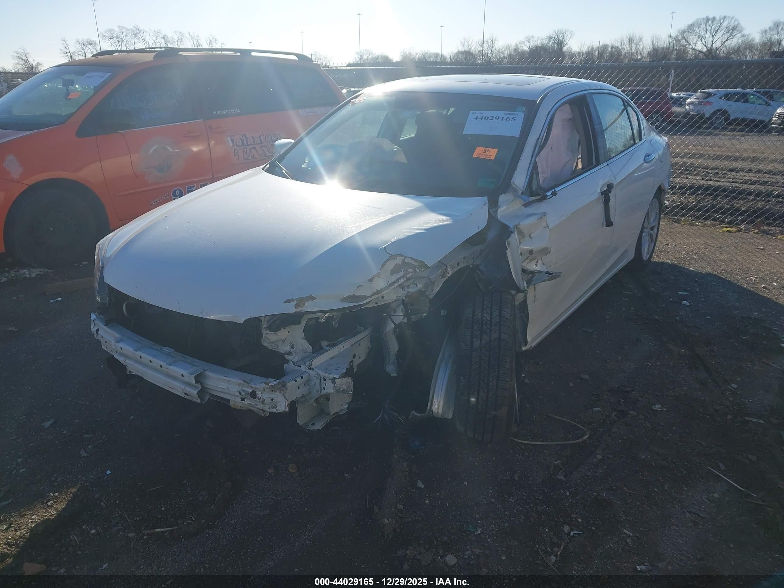 HONDA ACCORD image 2