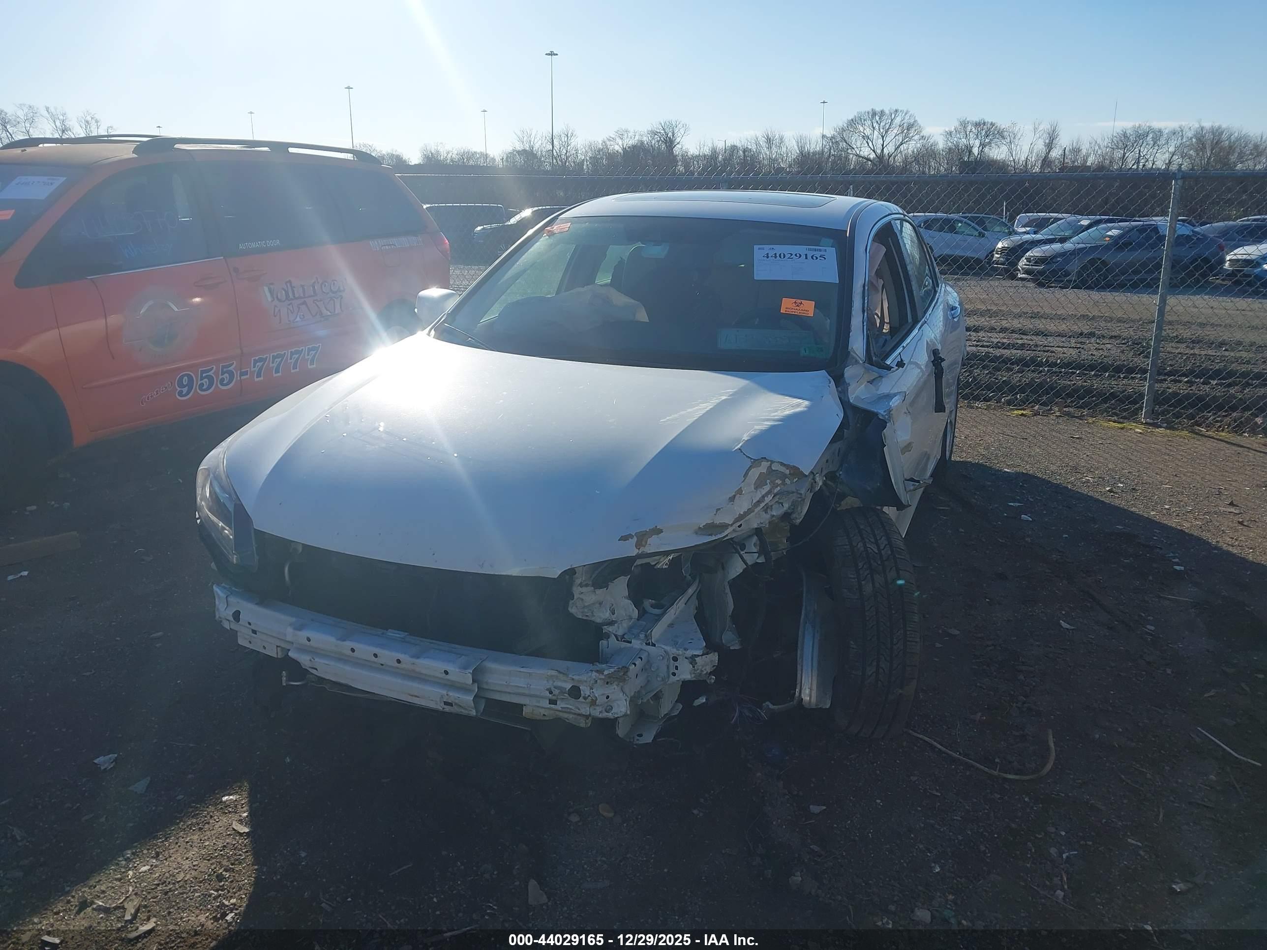 HONDA ACCORD image 6
