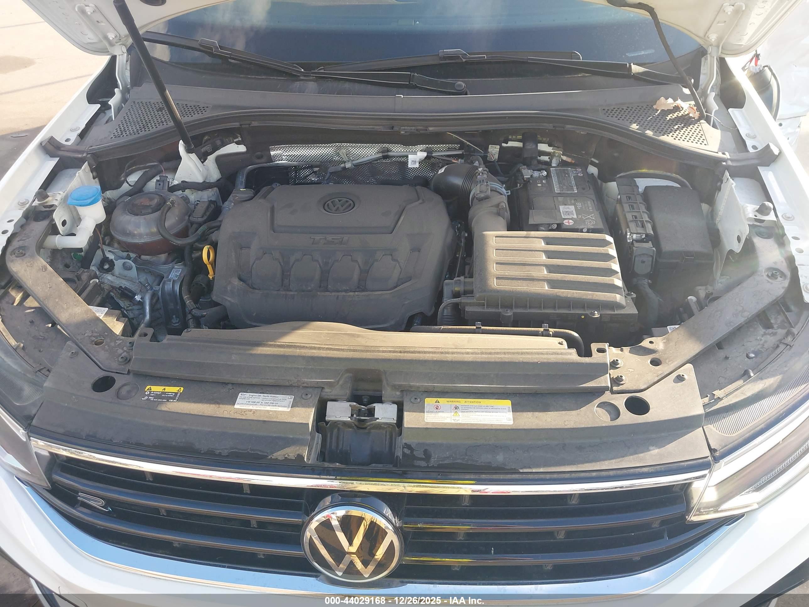 VOLKSWAGEN TIGUAN image 10