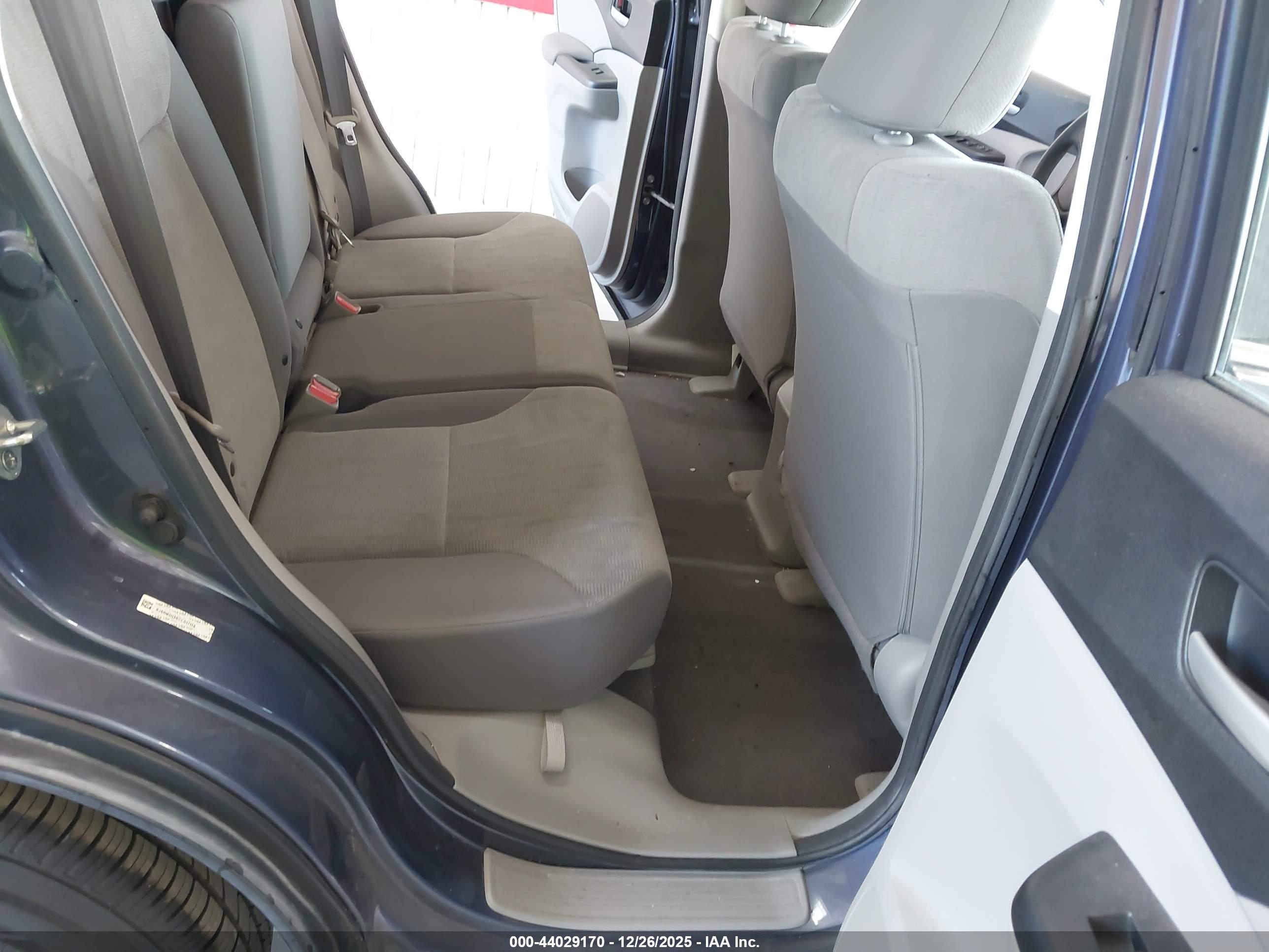 HONDA CR-V image 8
