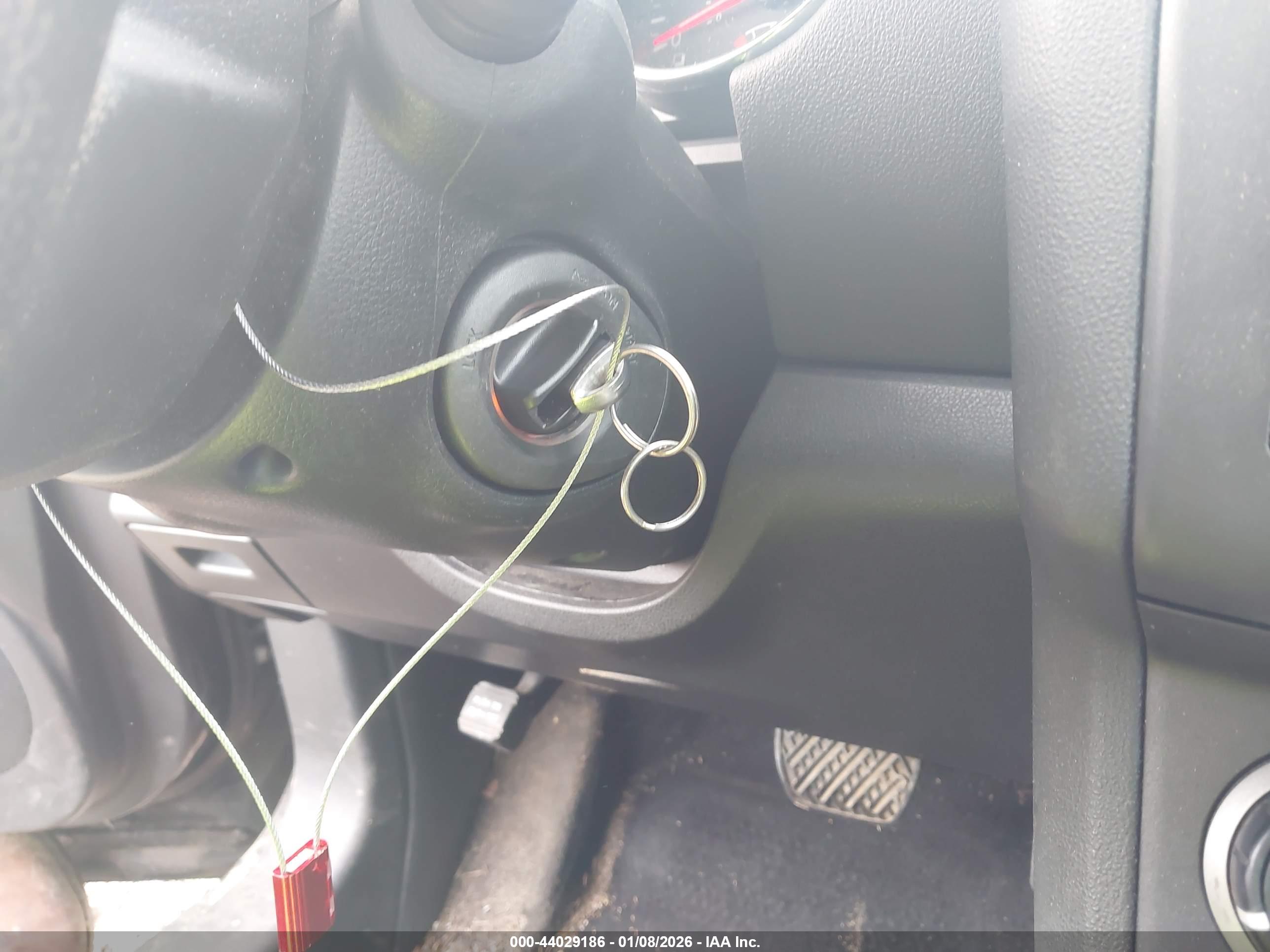NISSAN ROGUE image 11