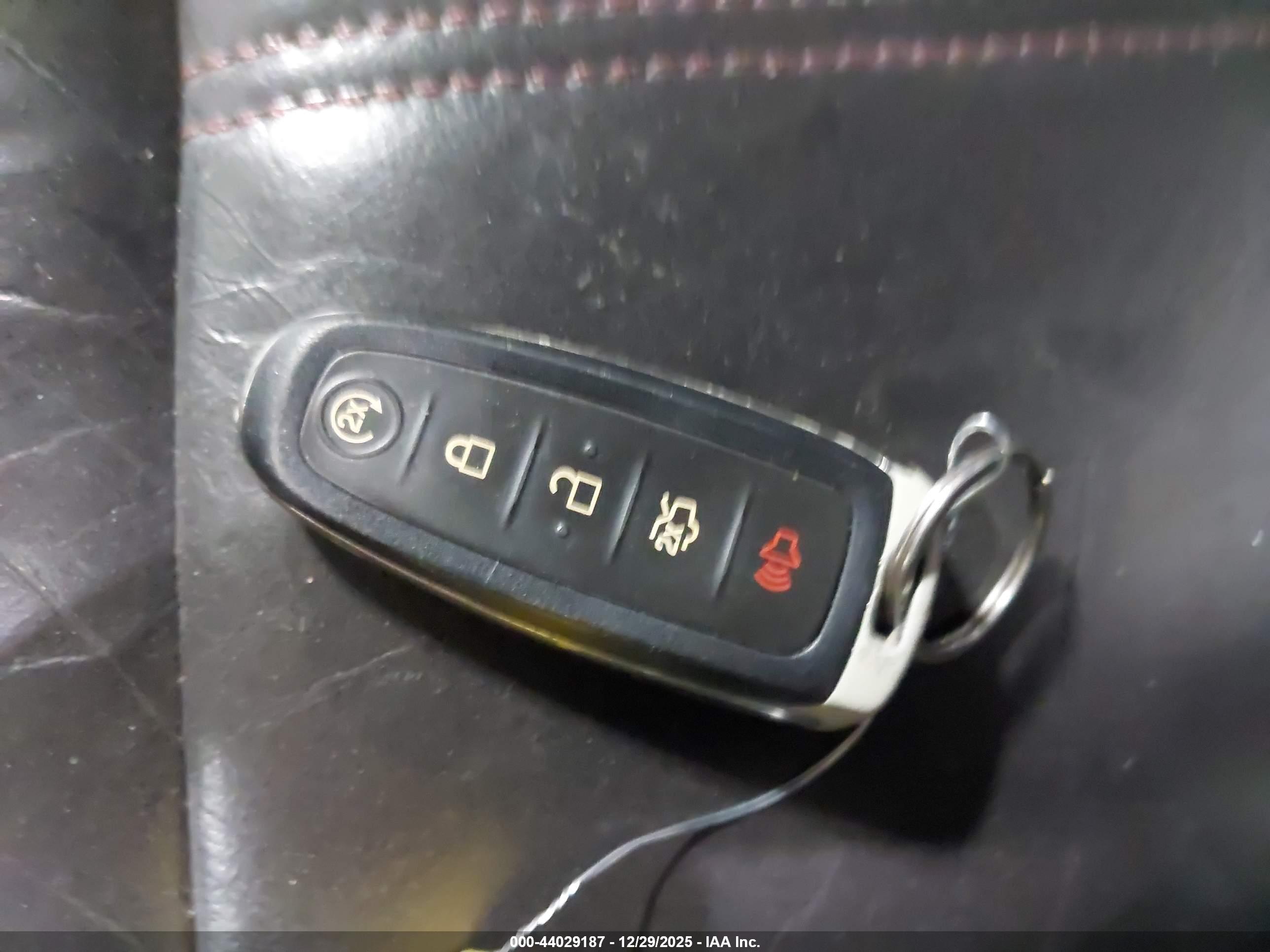 FORD EDGE image 11