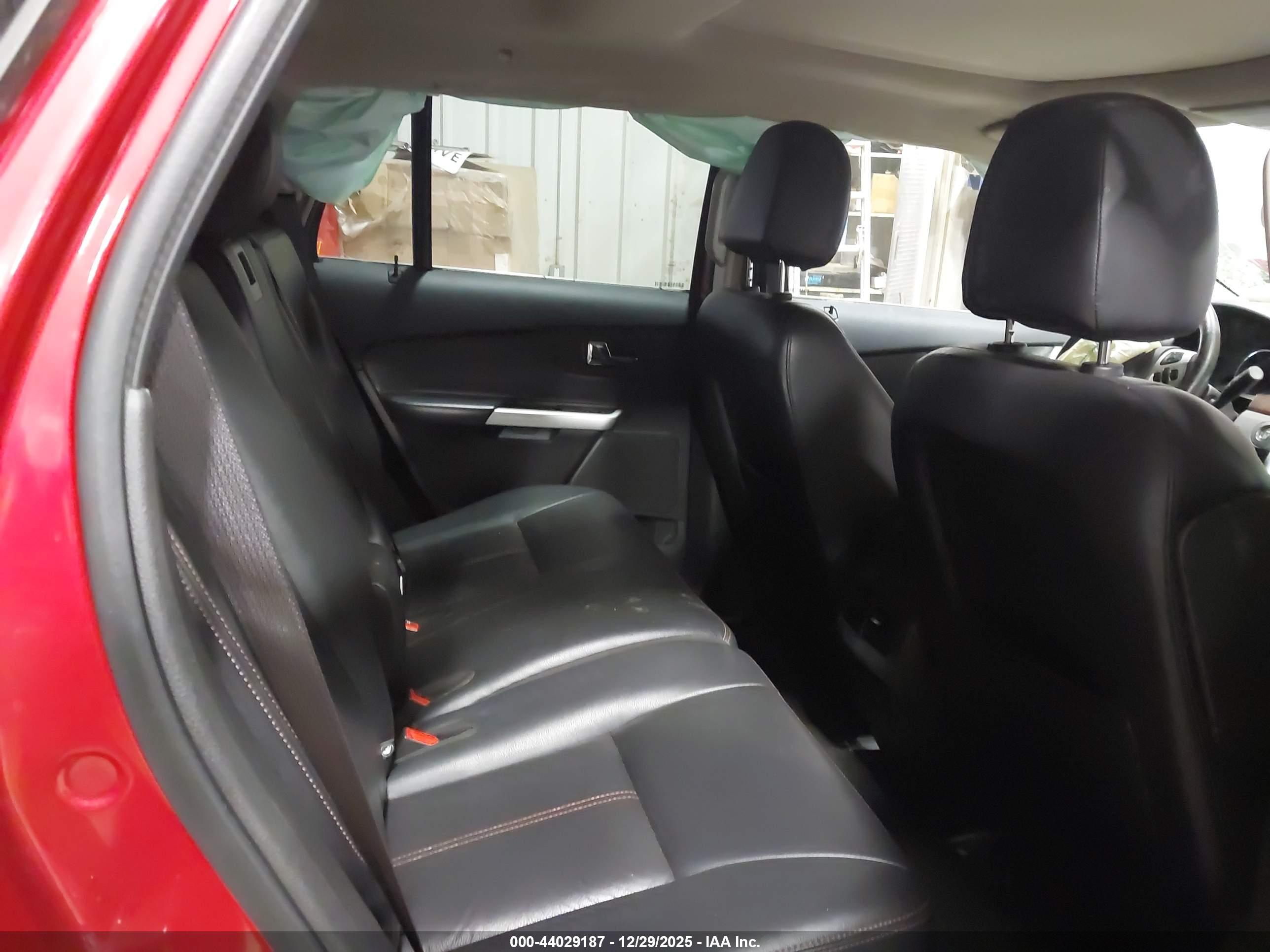 FORD EDGE image 8