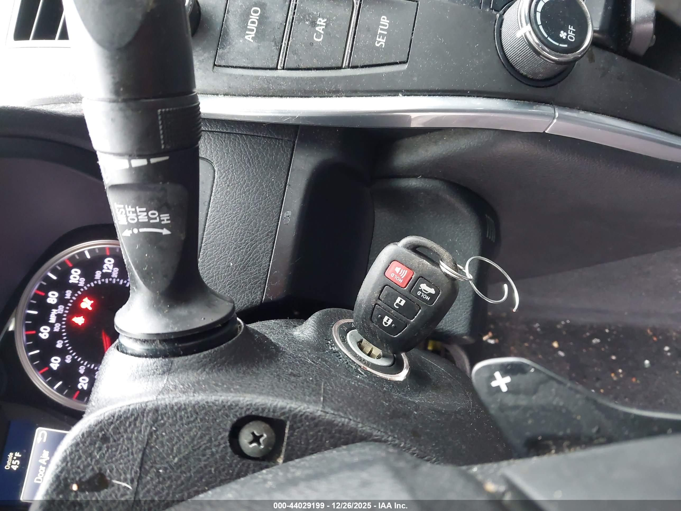TOYOTA CAMRY image 11