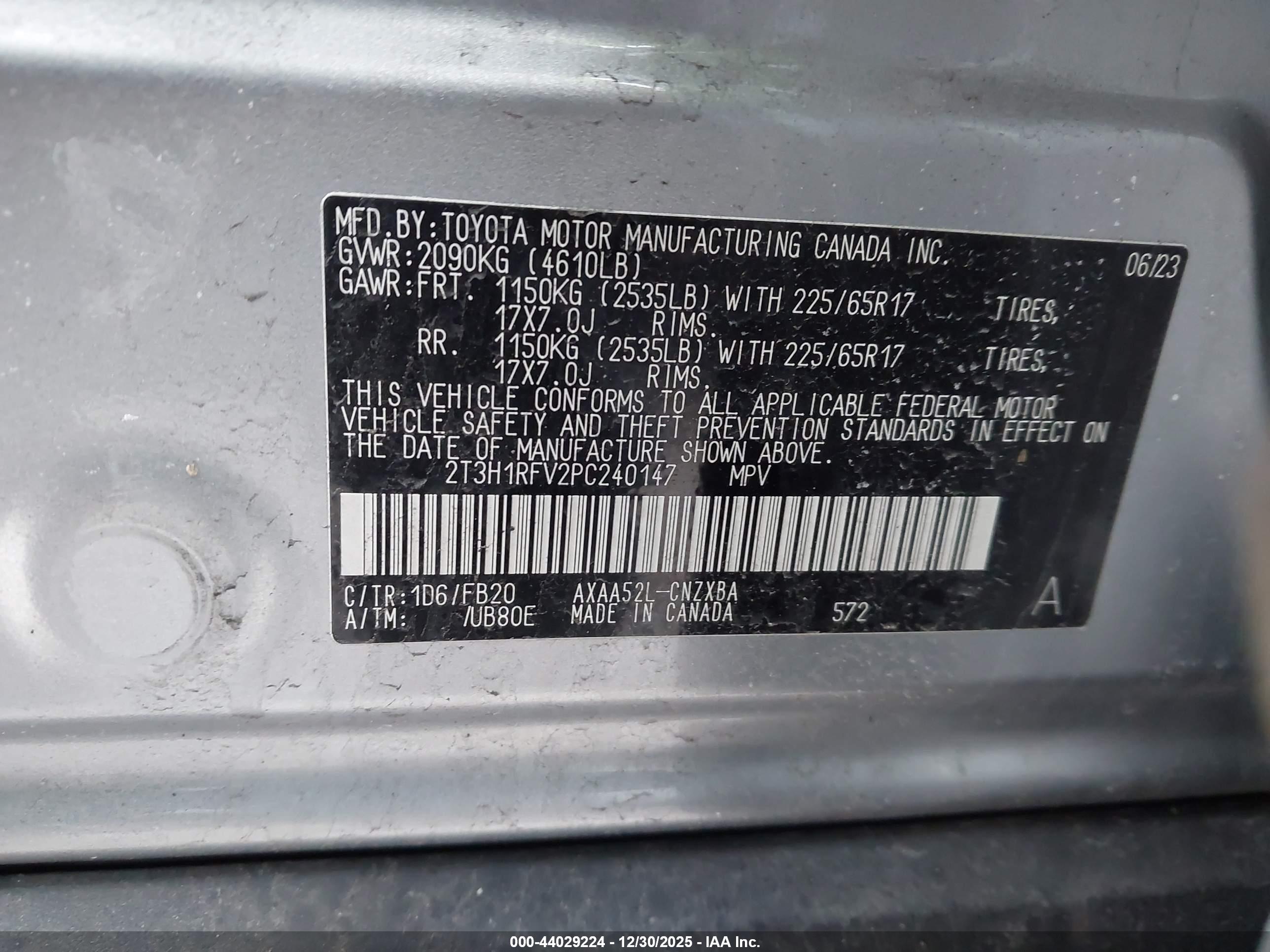 TOYOTA RAV4 image 9