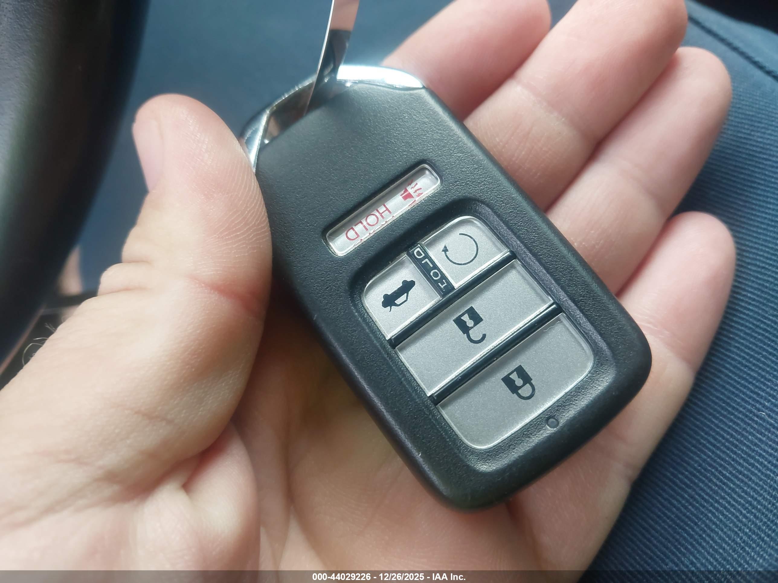 HONDA ACCORD image 11