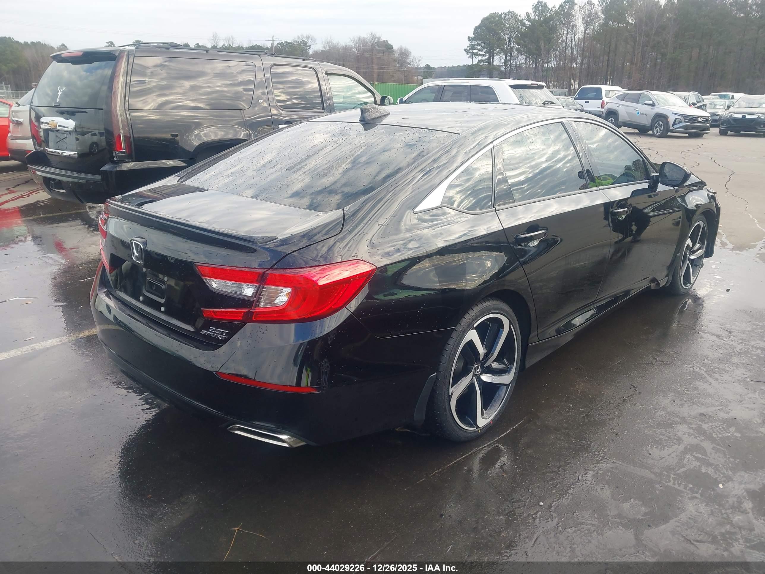 HONDA ACCORD image 4