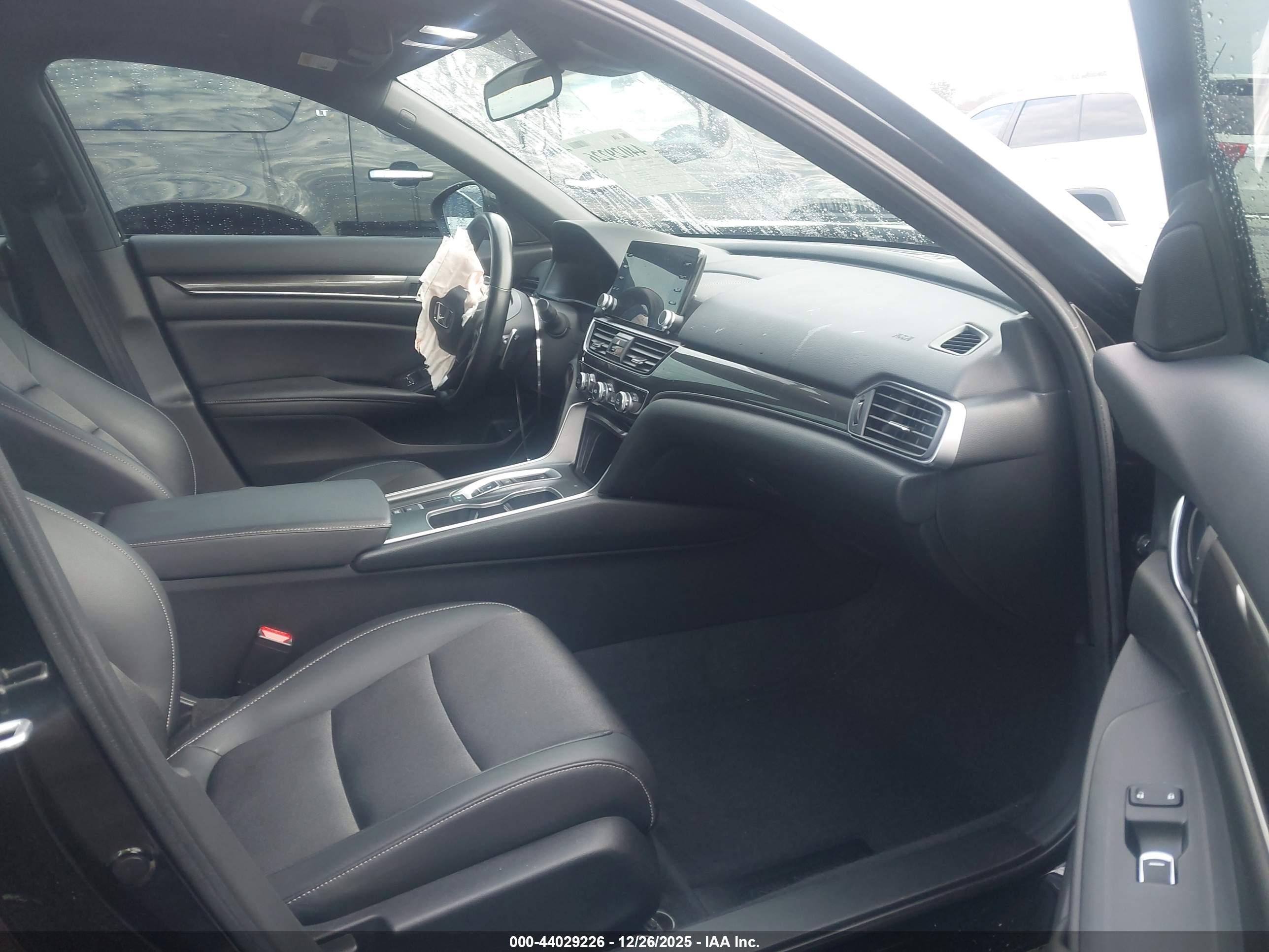 HONDA ACCORD image 5