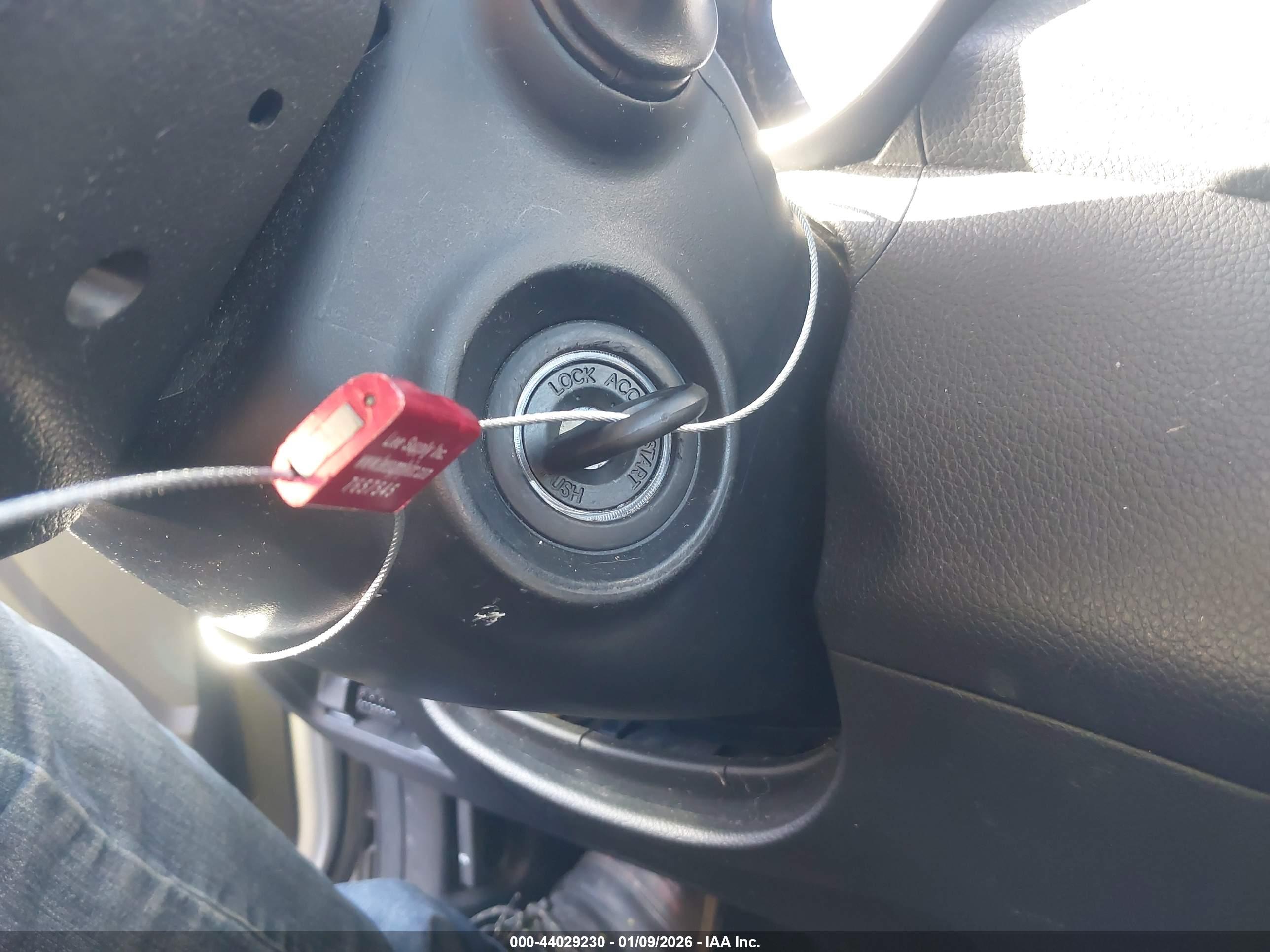 HYUNDAI ELANTRA image 11
