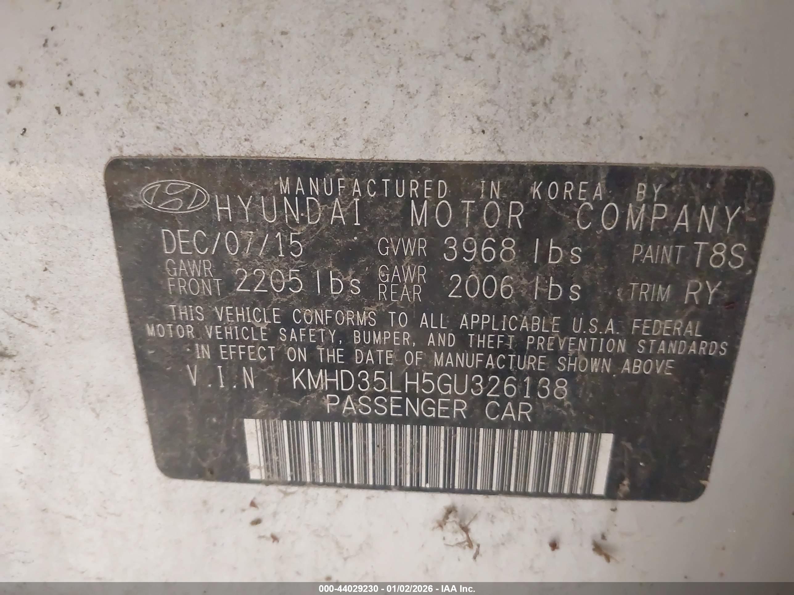 HYUNDAI ELANTRA image 9