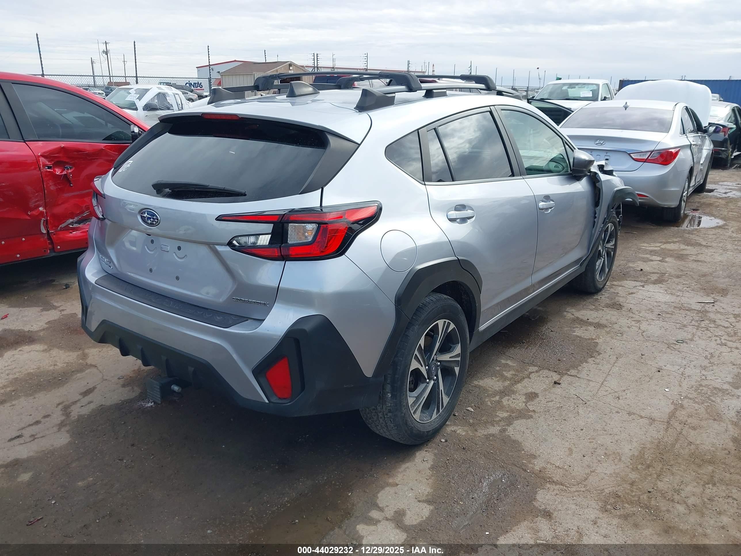 SUBARU CROSSTREK image 4
