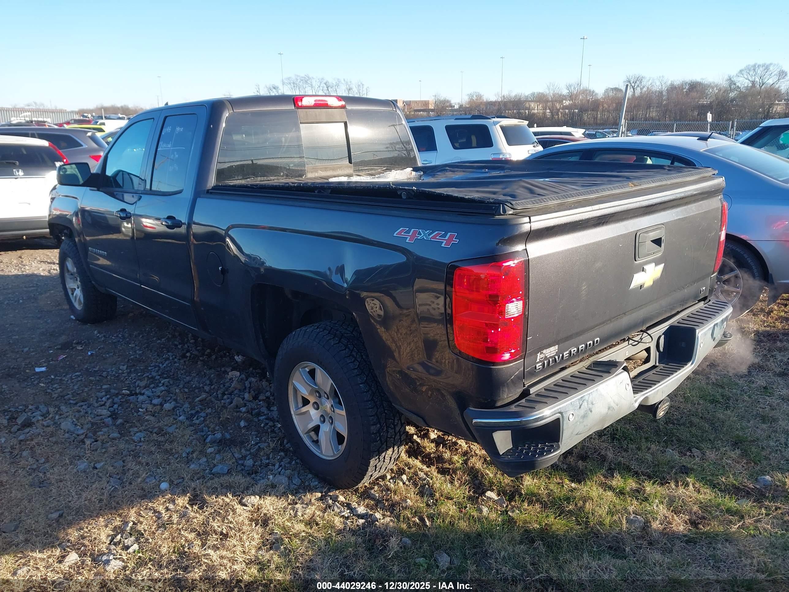 CHEVROLET SILVERADO image 3
