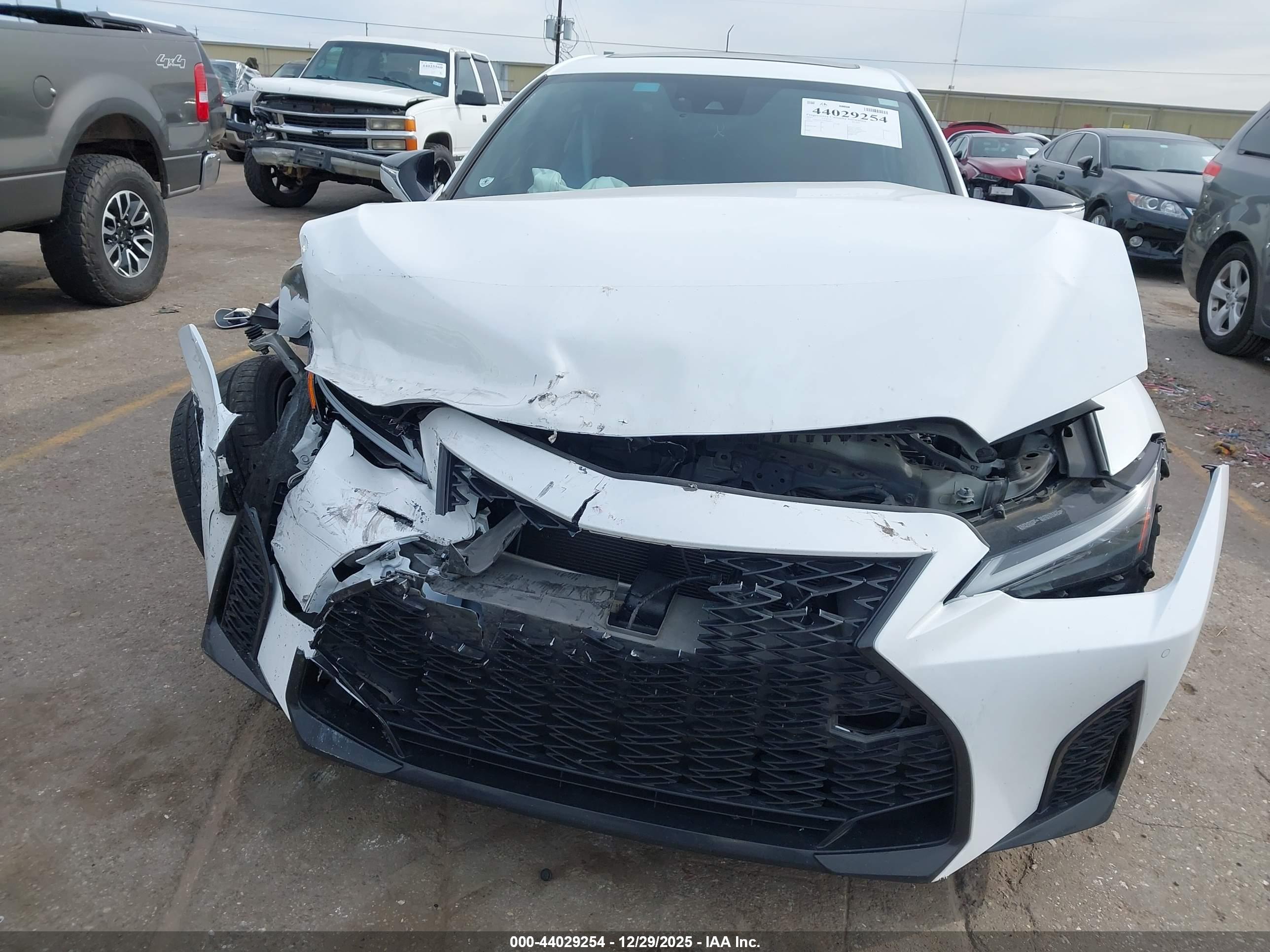 LEXUS IS image 6