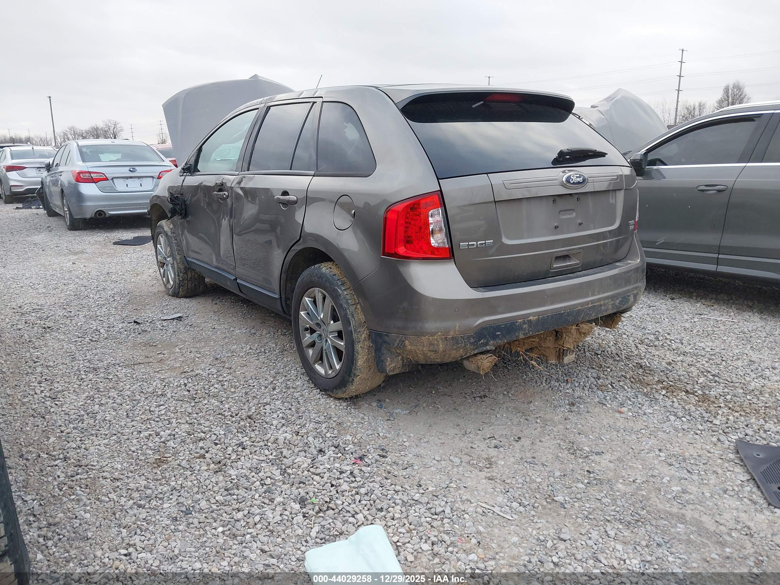 FORD EDGE image 3