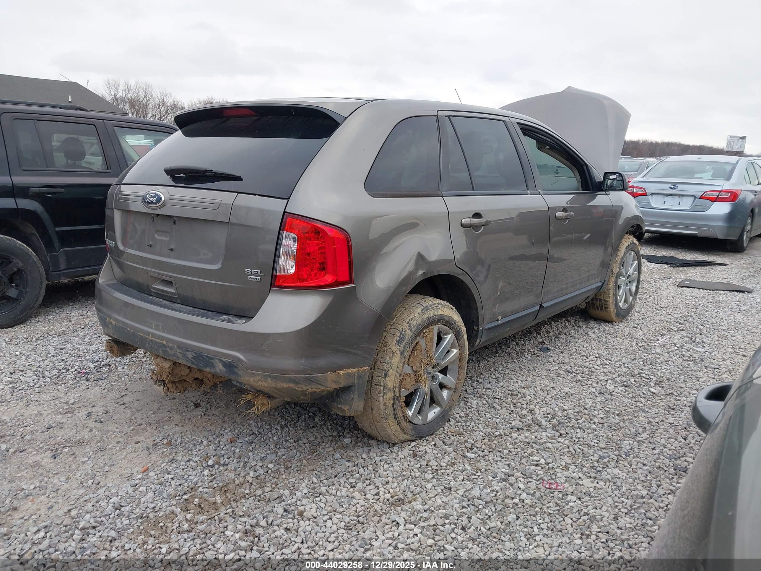 FORD EDGE image 4