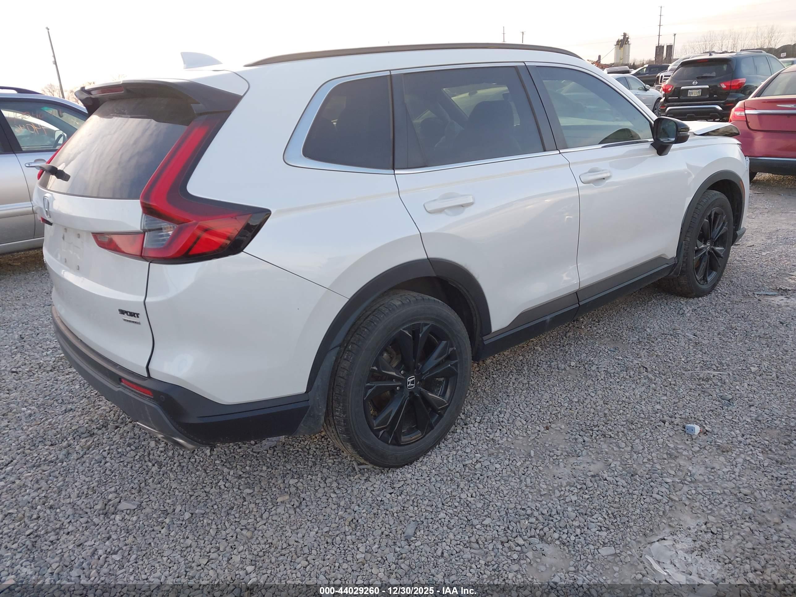 HONDA CR-V image 4