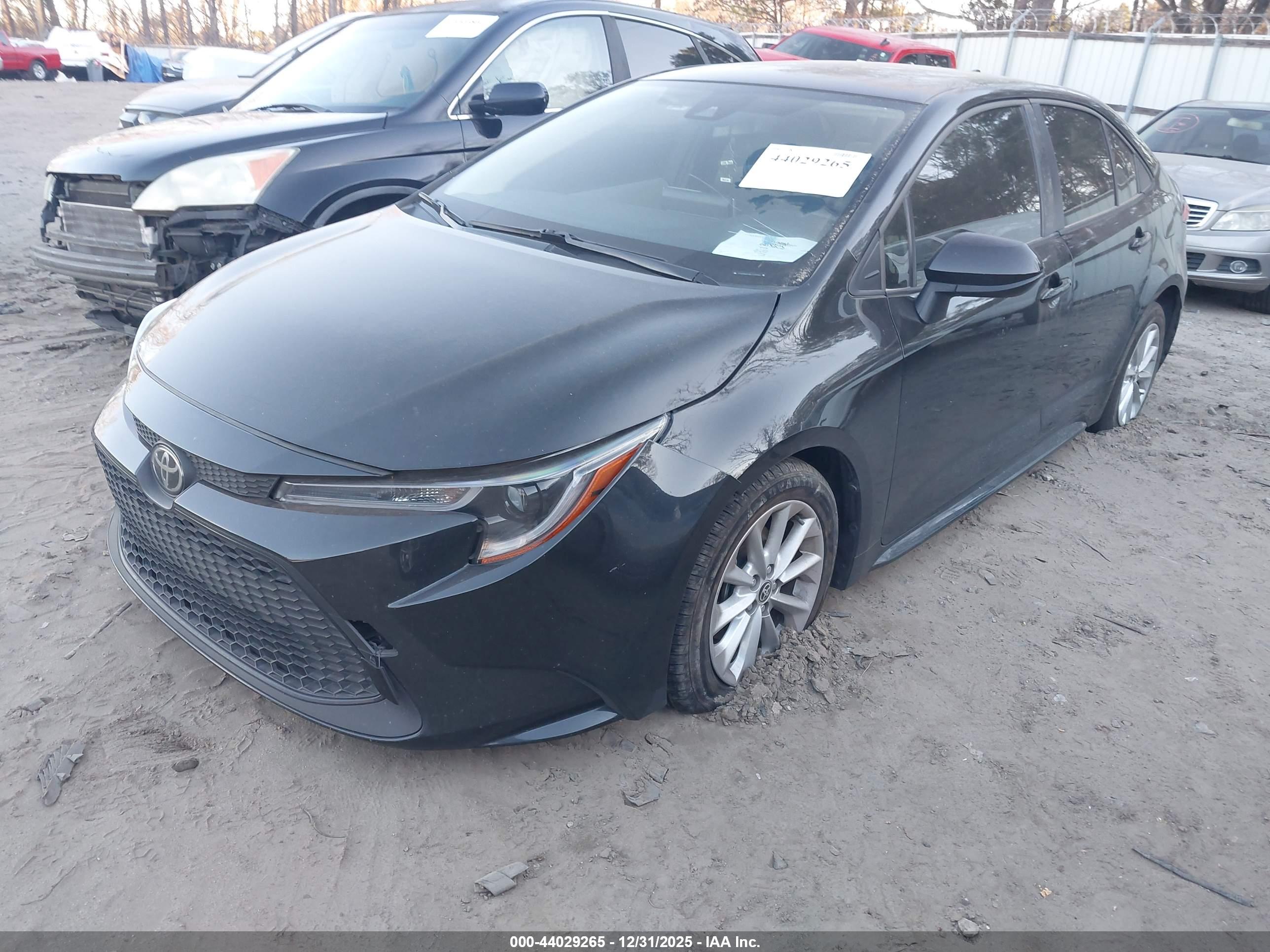 TOYOTA COROLLA image 2