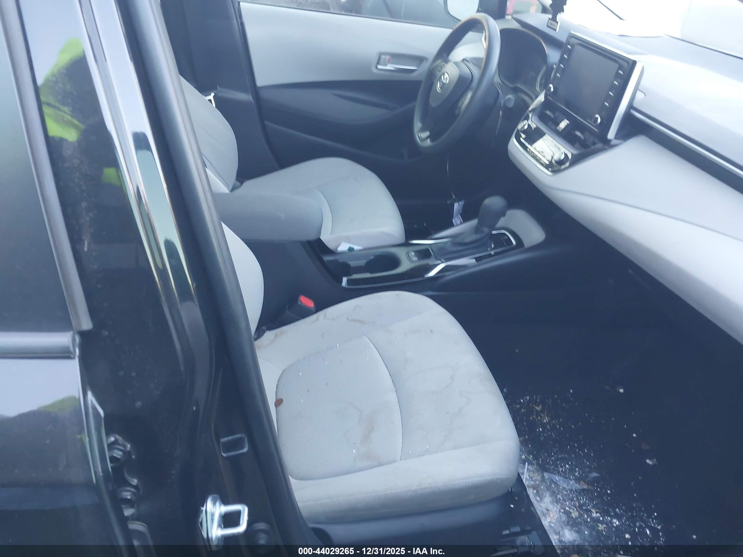 TOYOTA COROLLA image 5