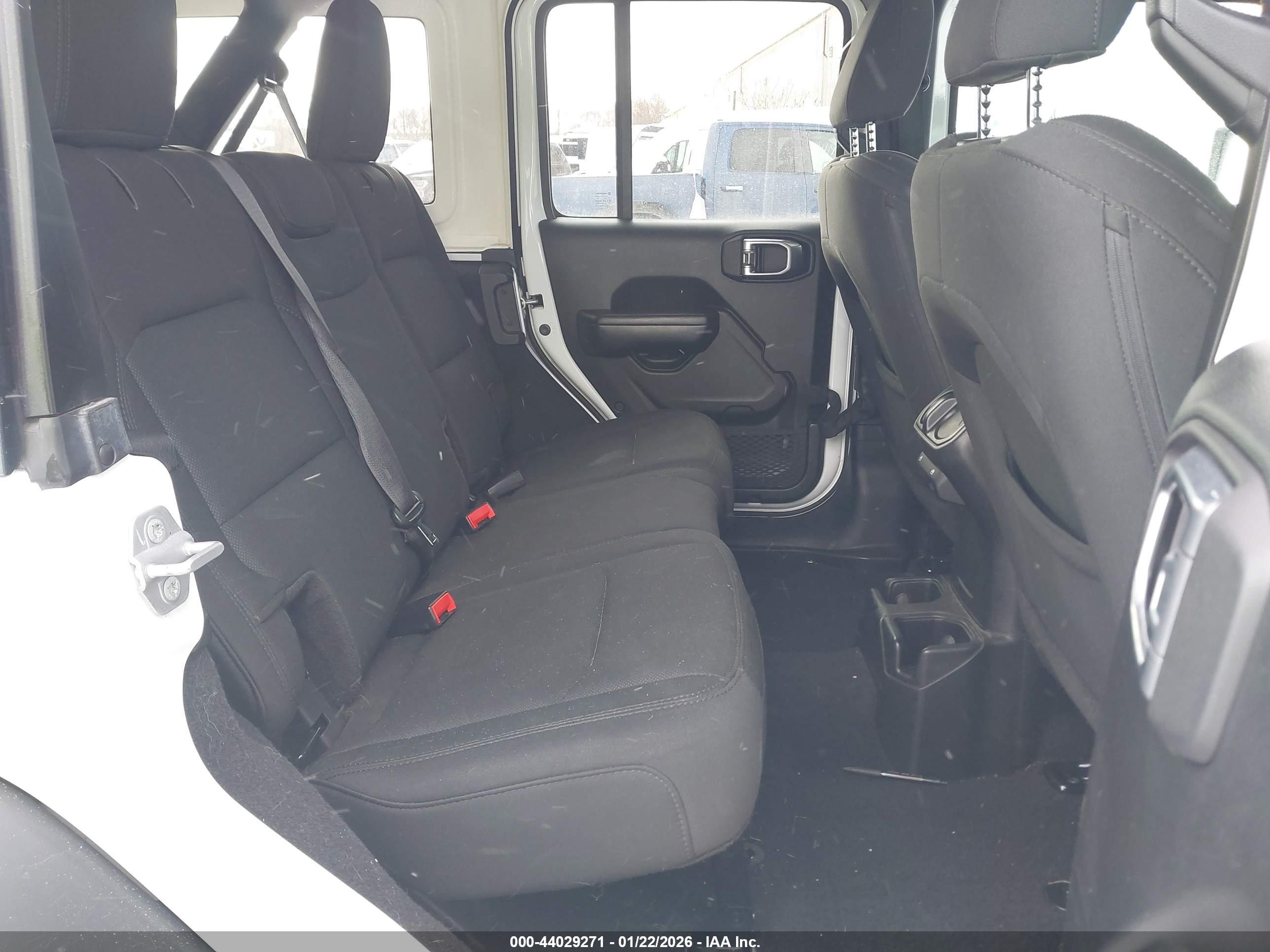 JEEP WRANGLER image 8