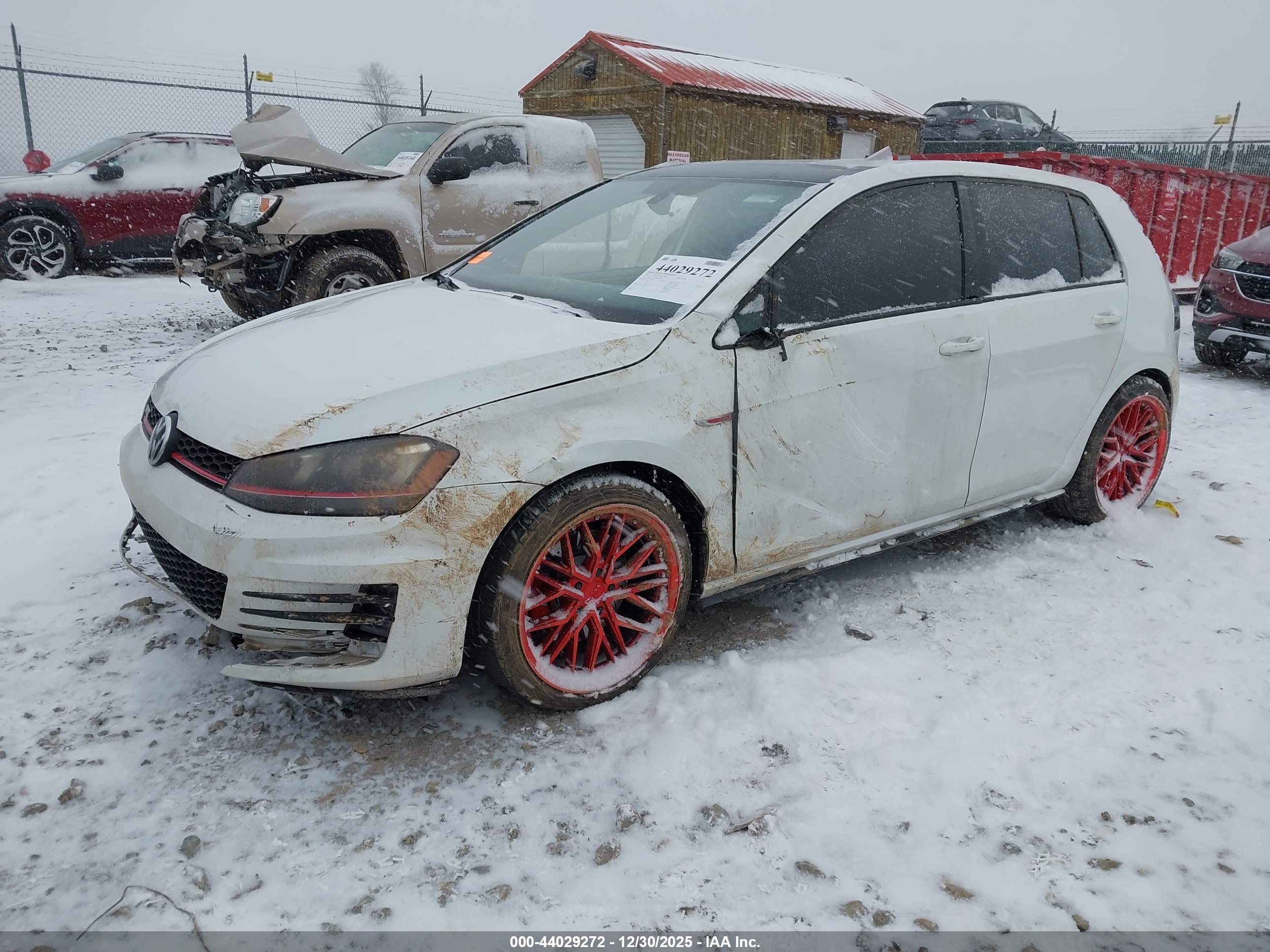 VOLKSWAGEN GOLF image 2