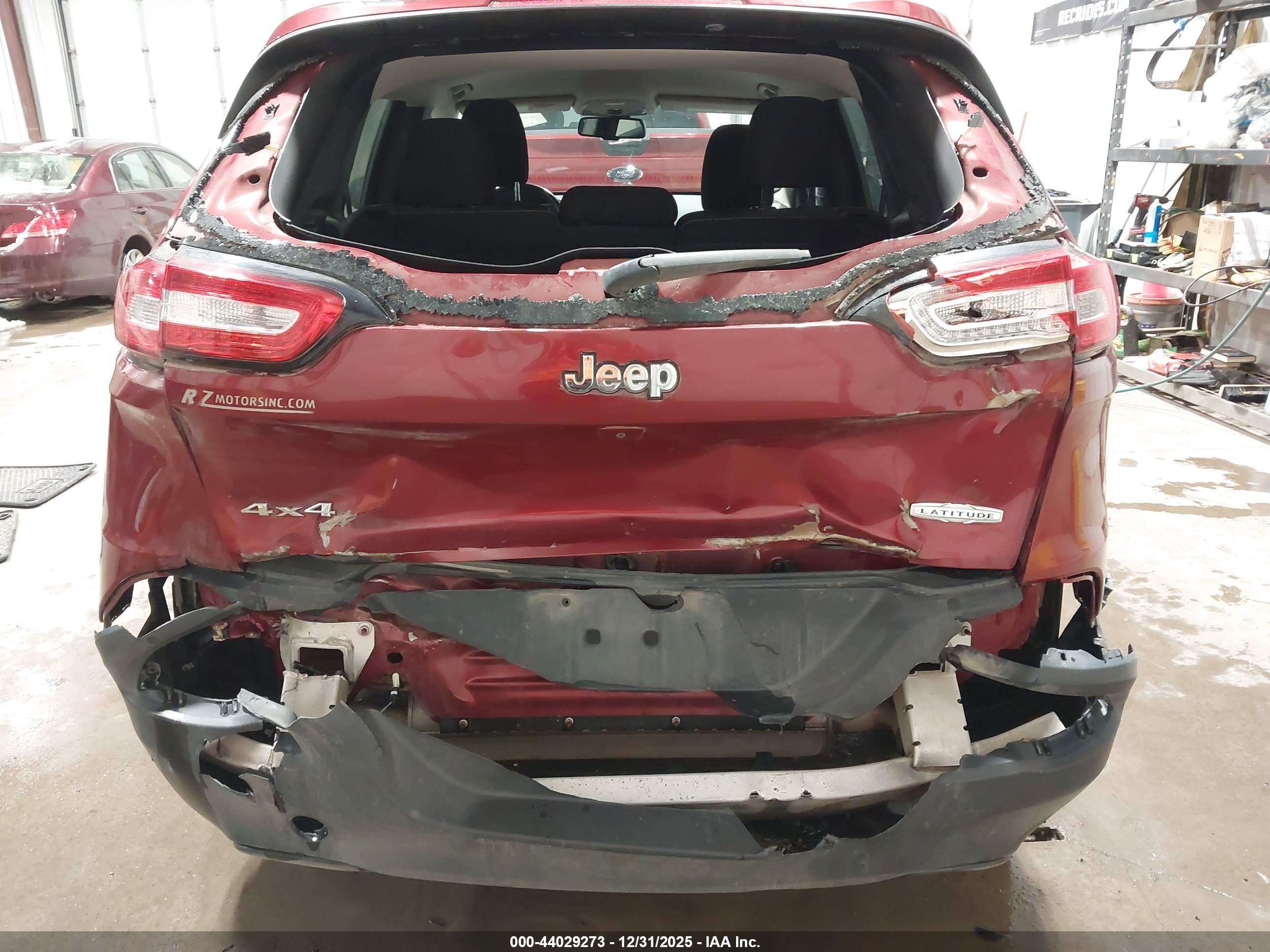 JEEP CHEROKEE image 6