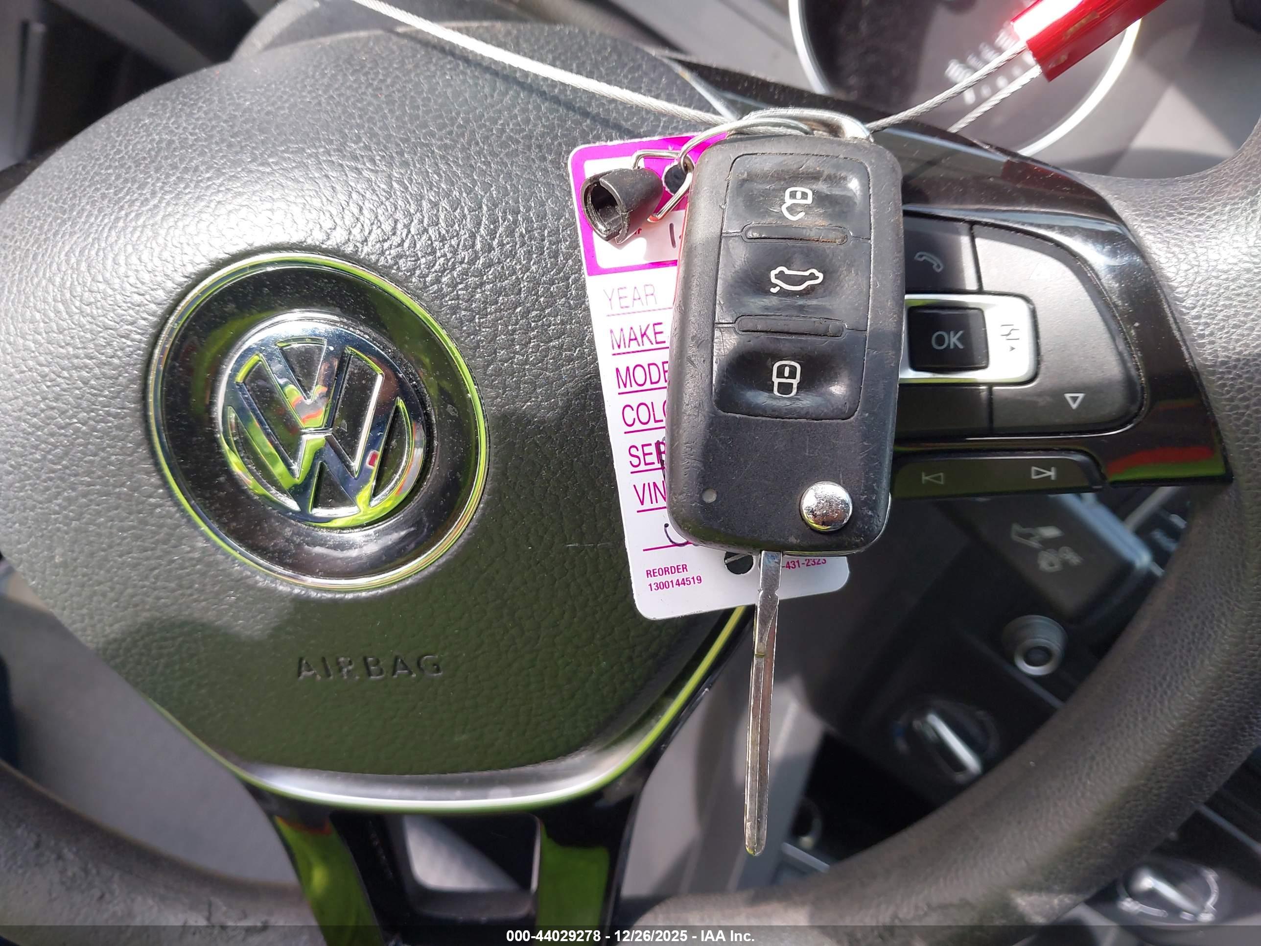 VOLKSWAGEN JETTA image 11