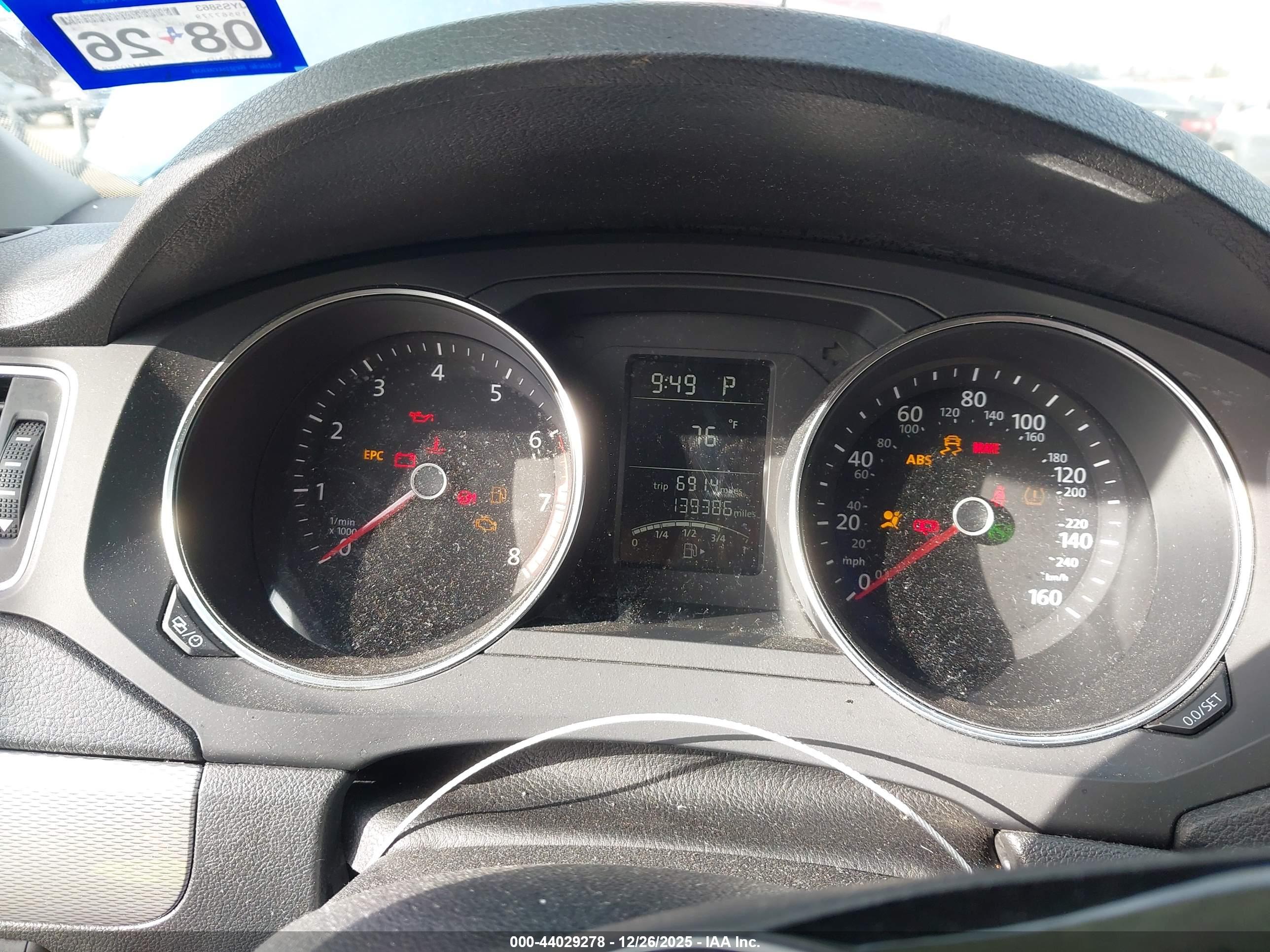 VOLKSWAGEN JETTA image 7