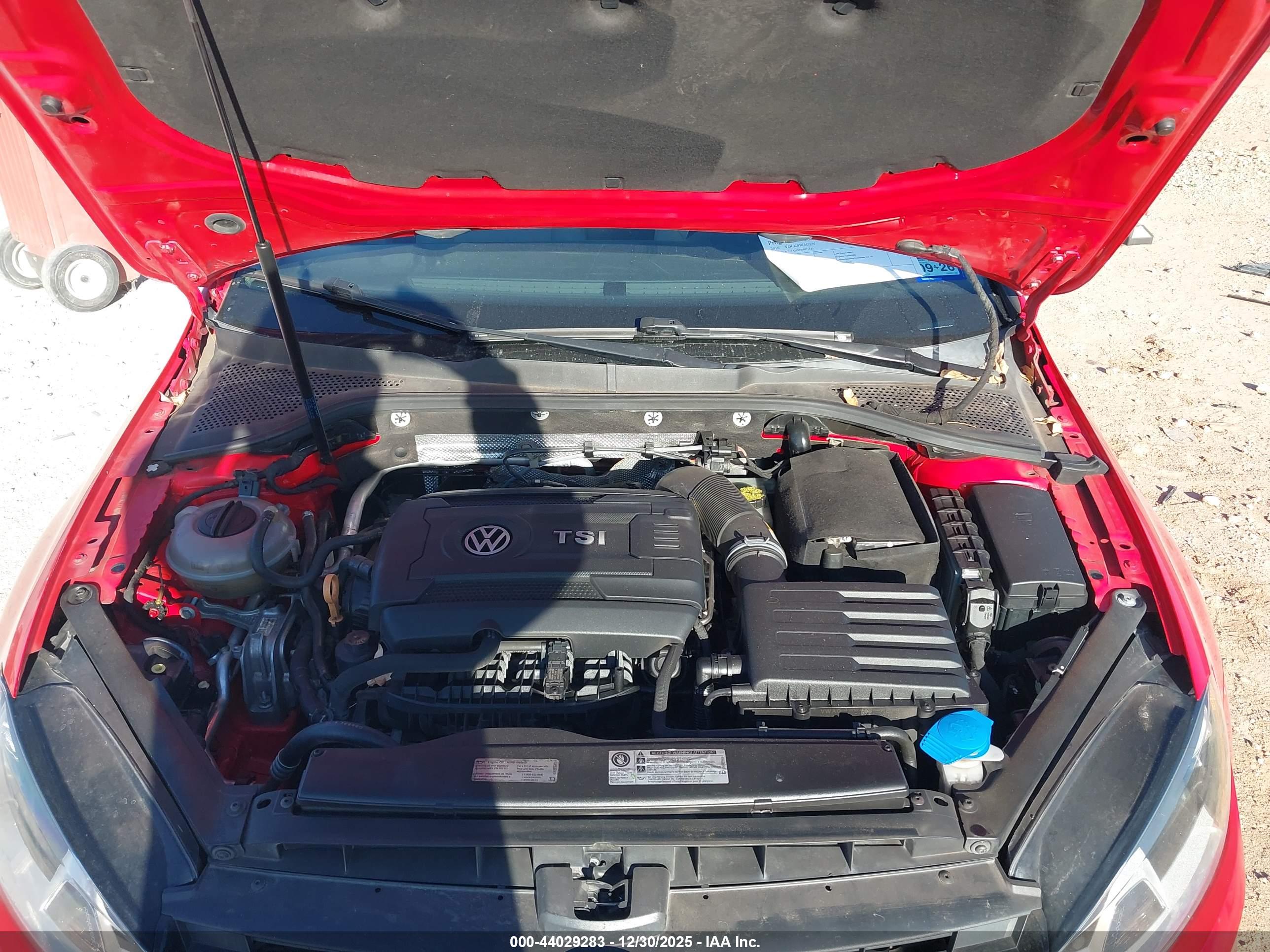 VOLKSWAGEN GOLF image 10