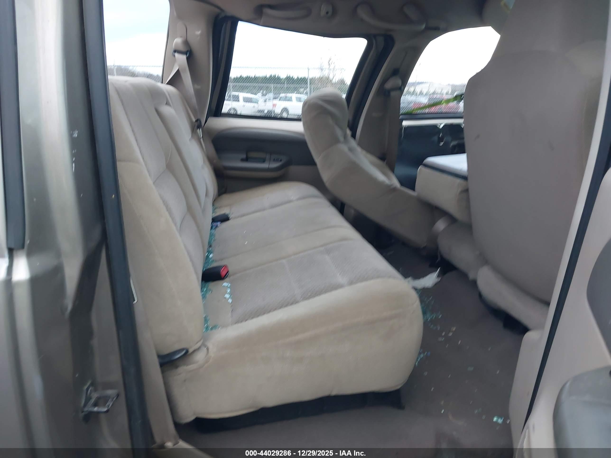 FORD F-250 image 8