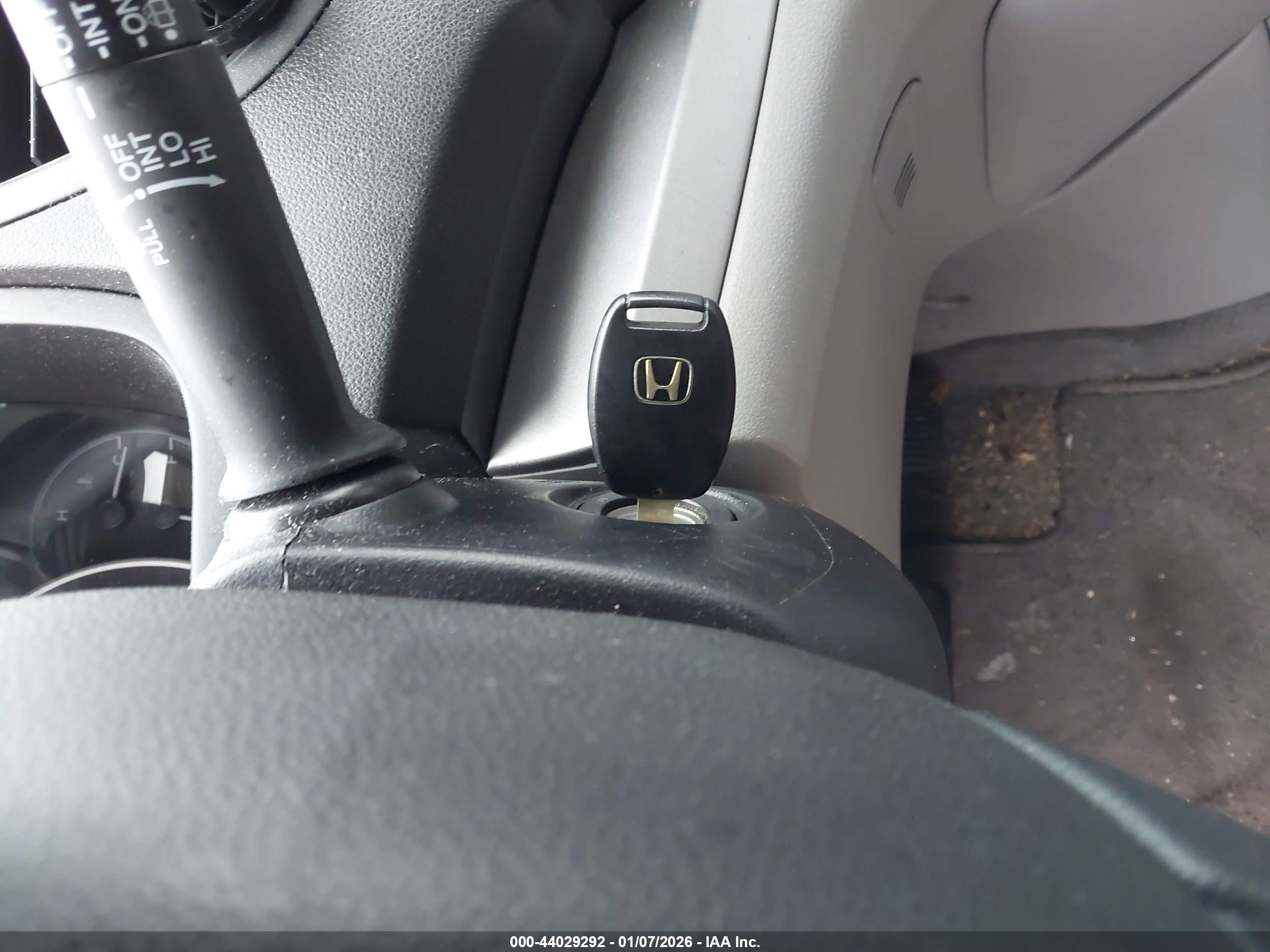 HONDA CR-V image 11