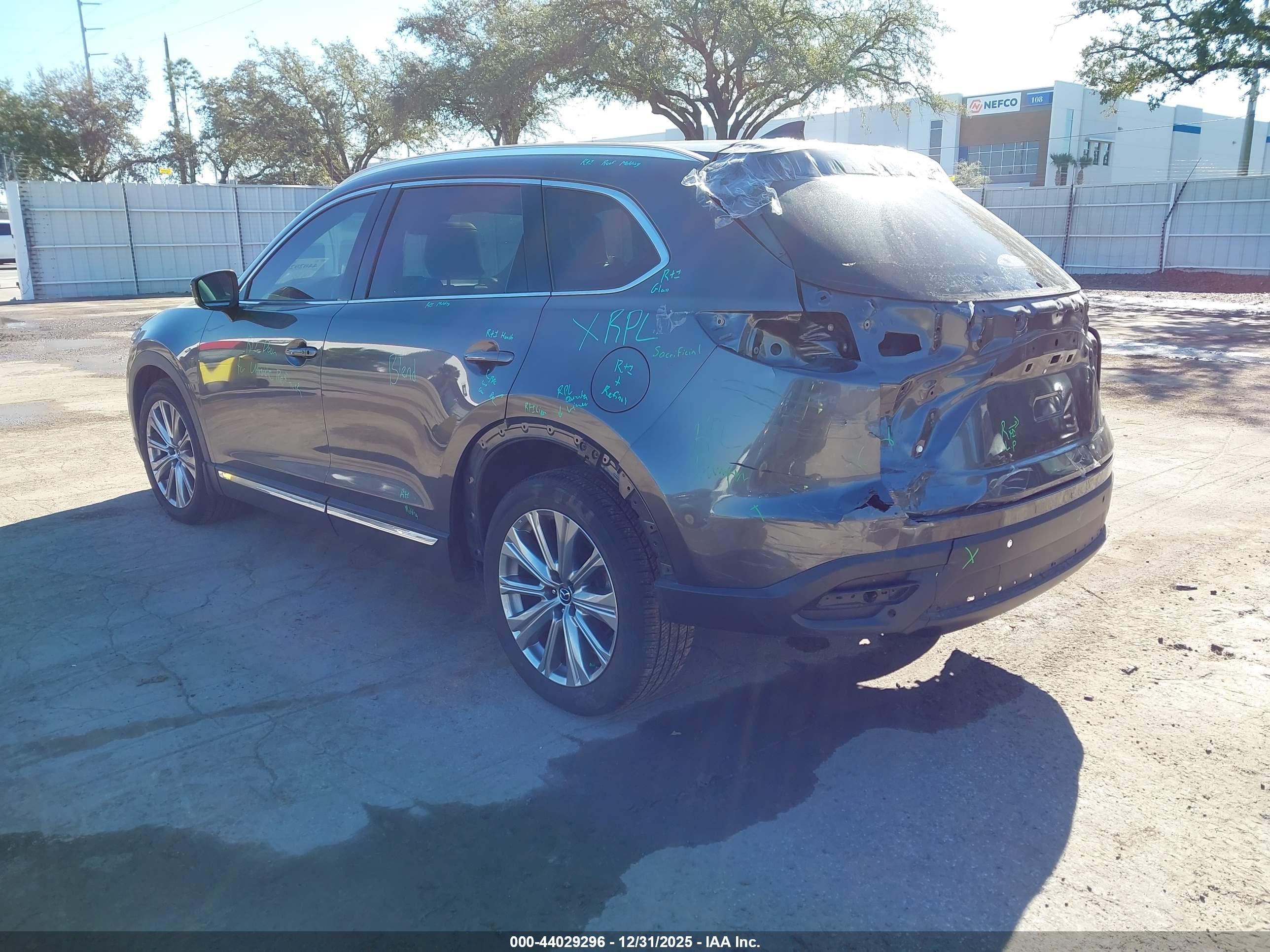 MAZDA CX-9 image 3