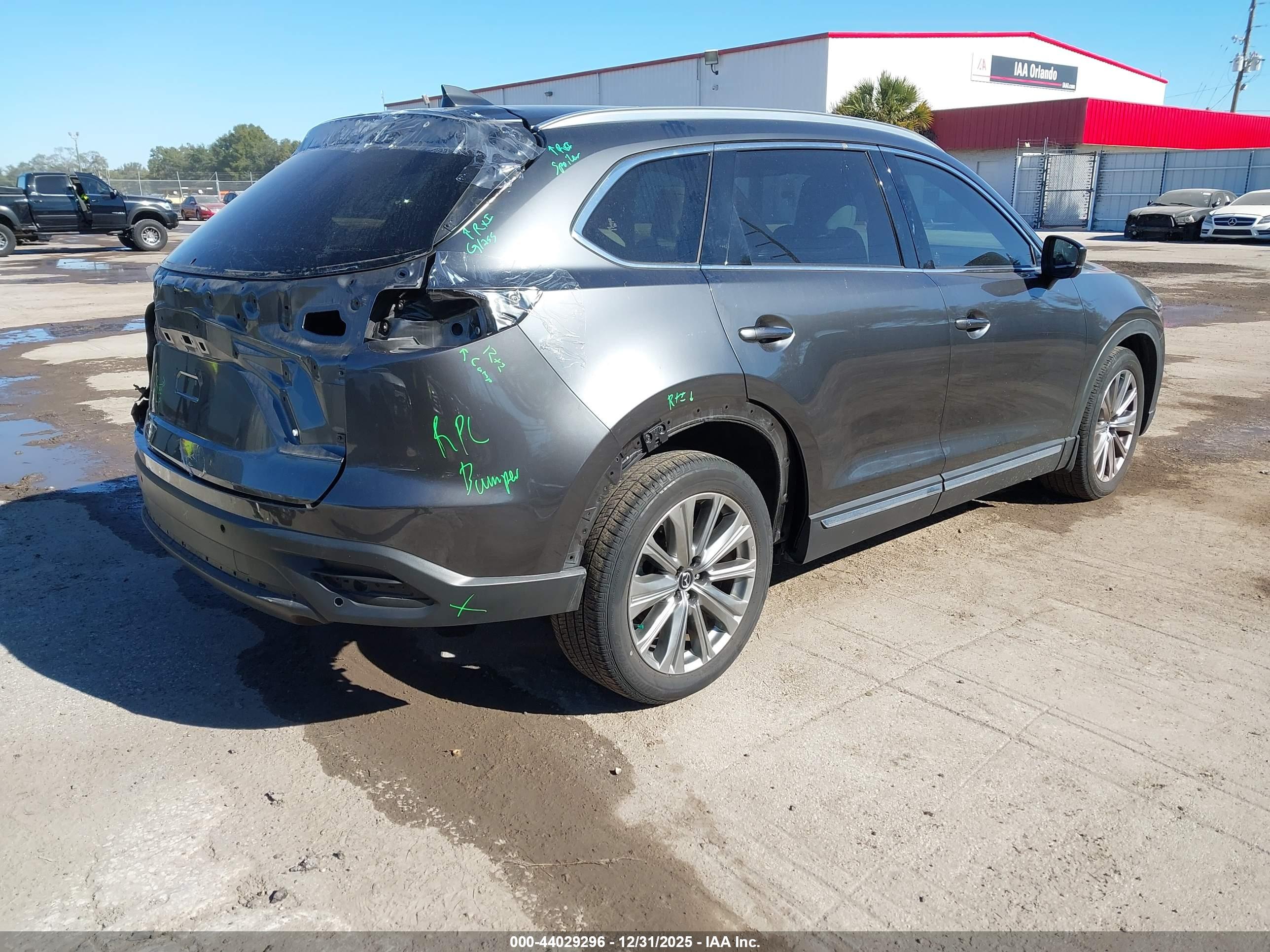 MAZDA CX-9 image 4