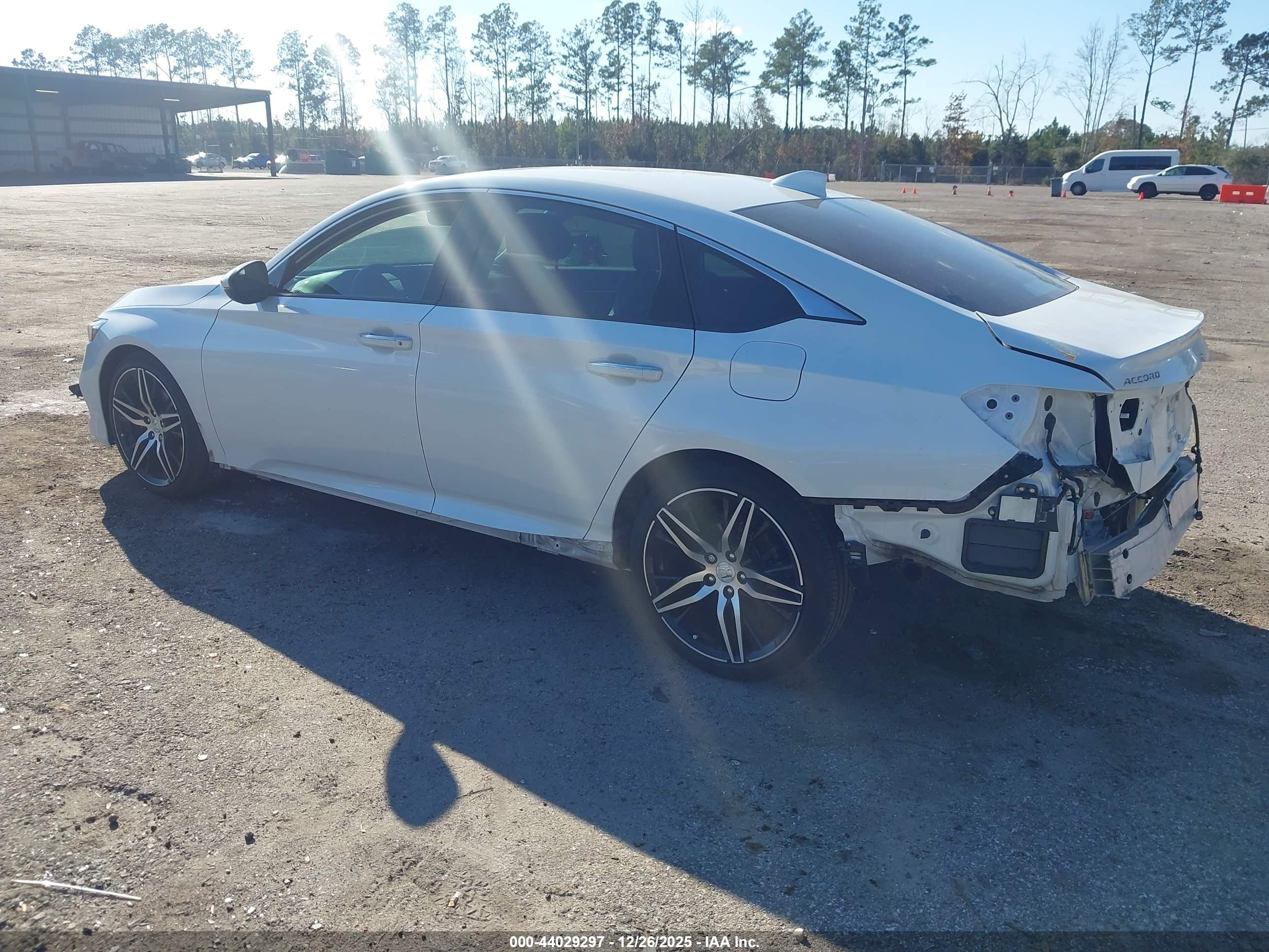 HONDA ACCORD image 3