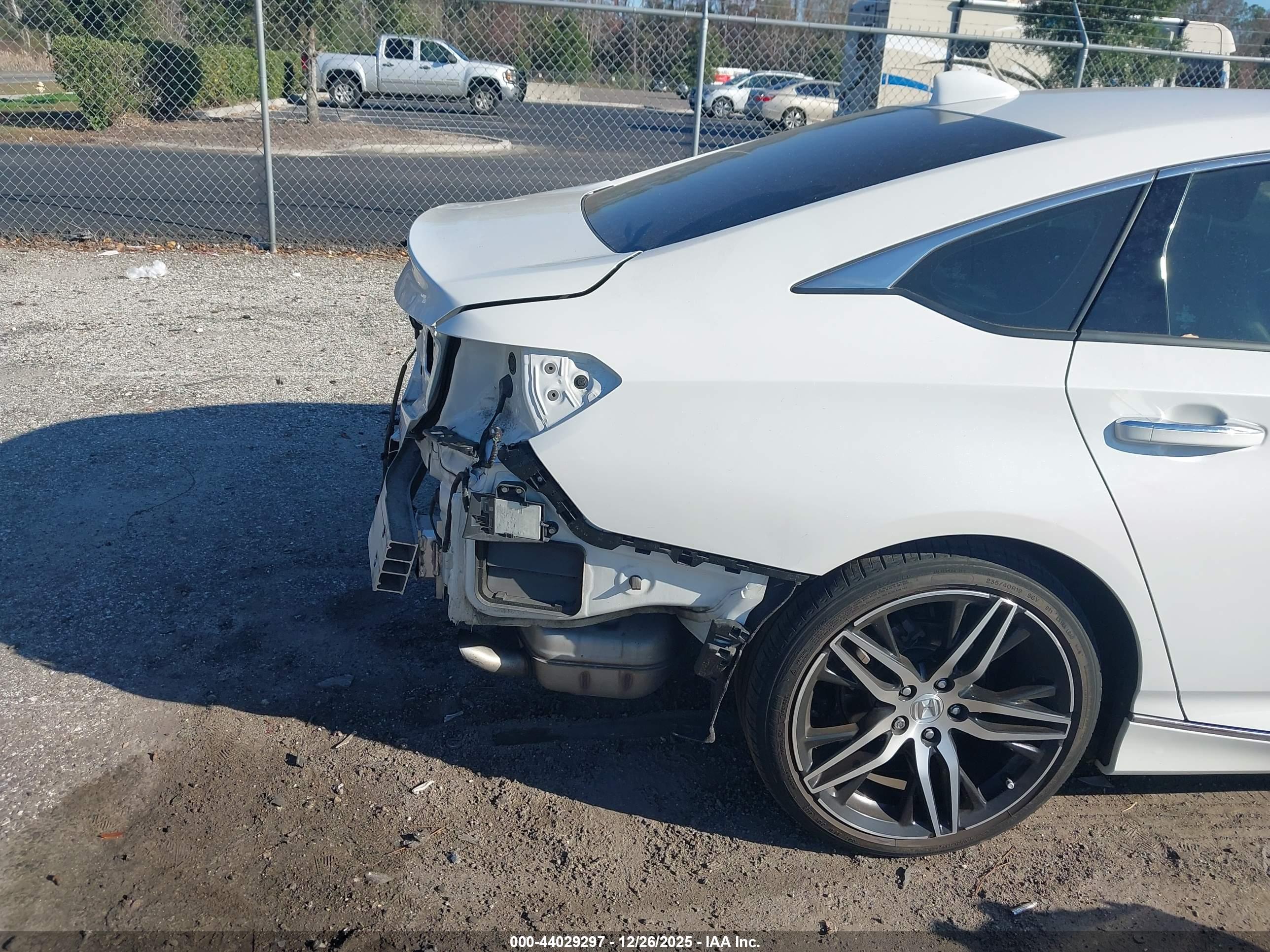 HONDA ACCORD image 6