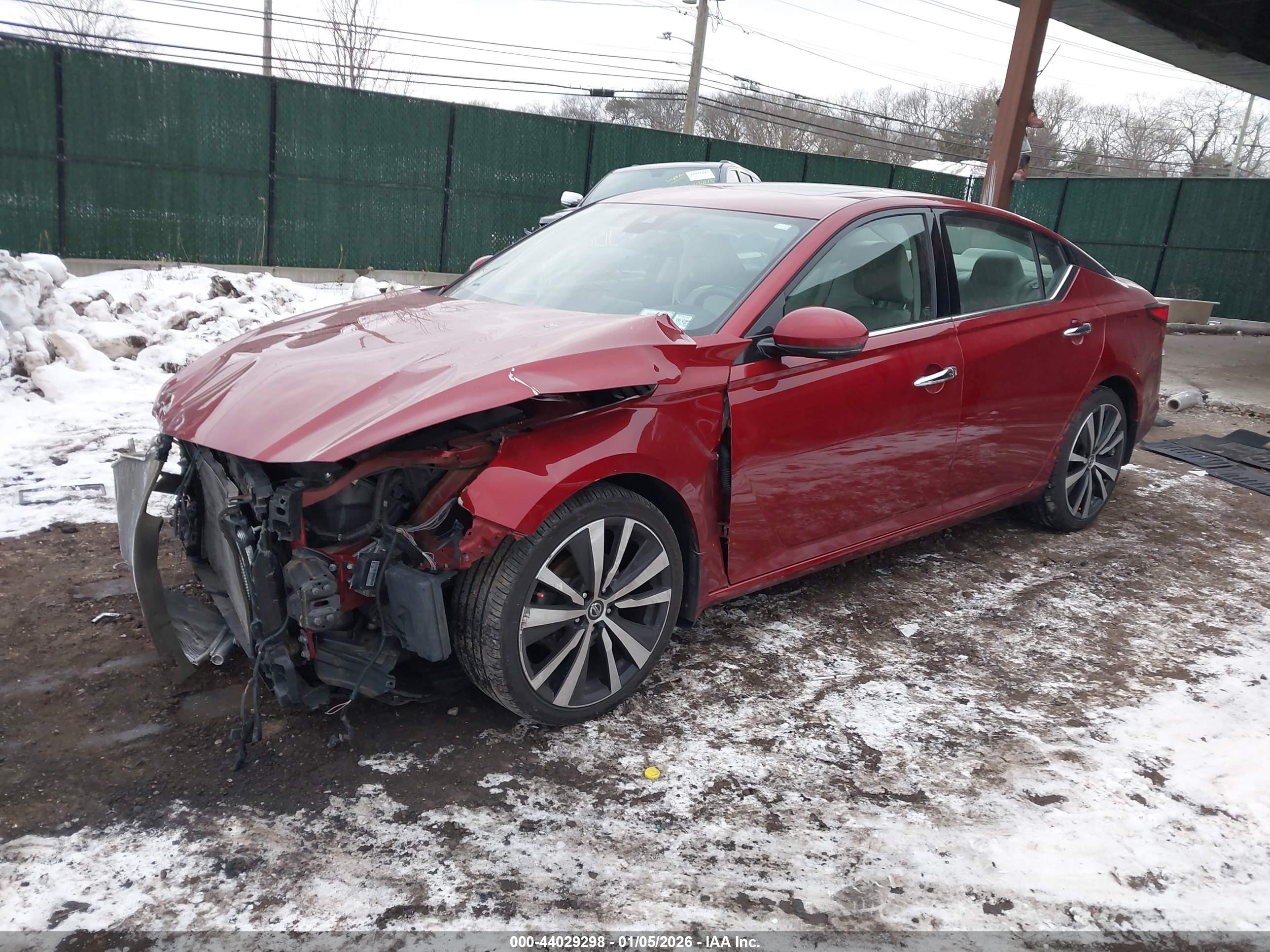 NISSAN ALTIMA image 2