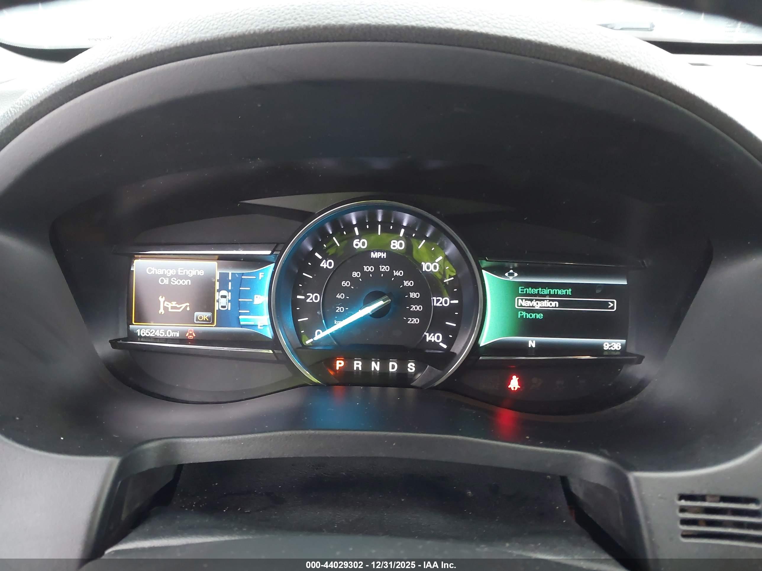 FORD EXPLORER image 7