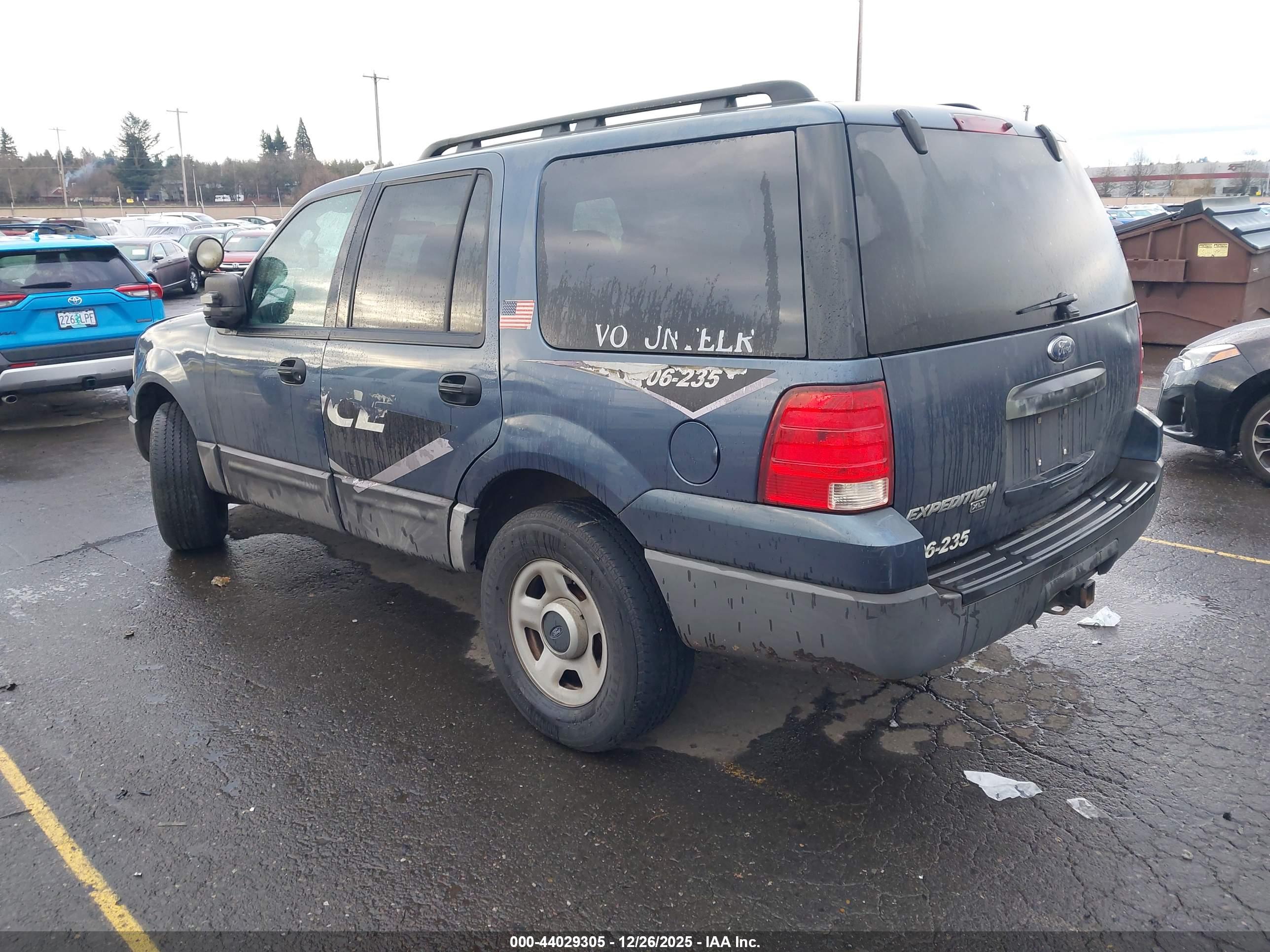 FORD EXPEDITION image 3