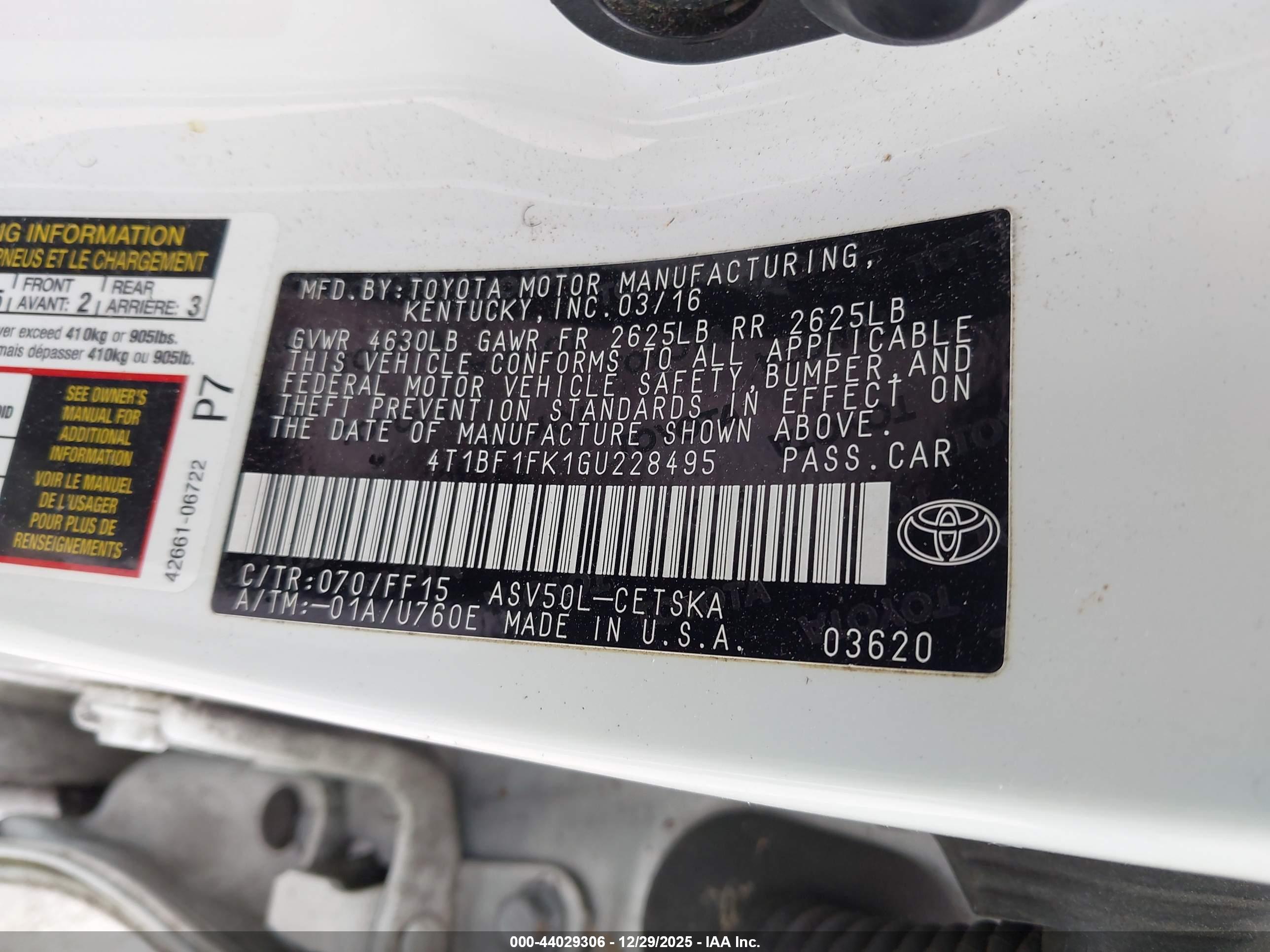 TOYOTA CAMRY image 9