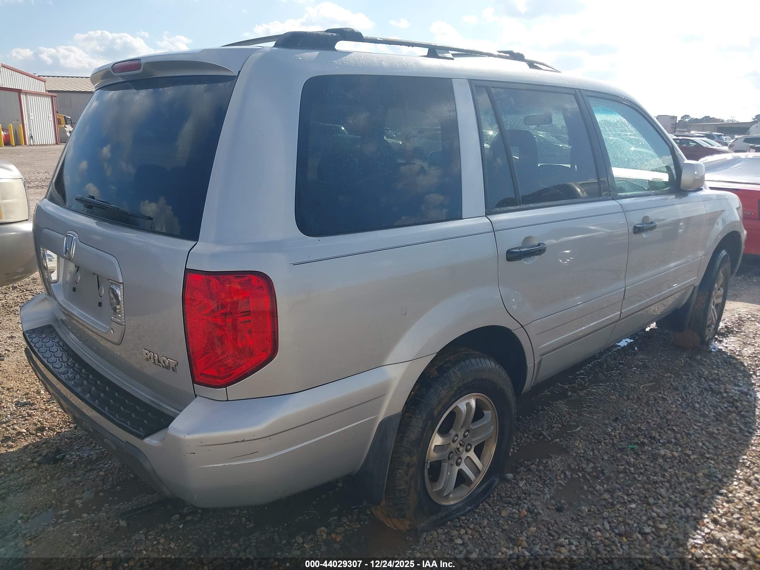 HONDA PILOT image 4