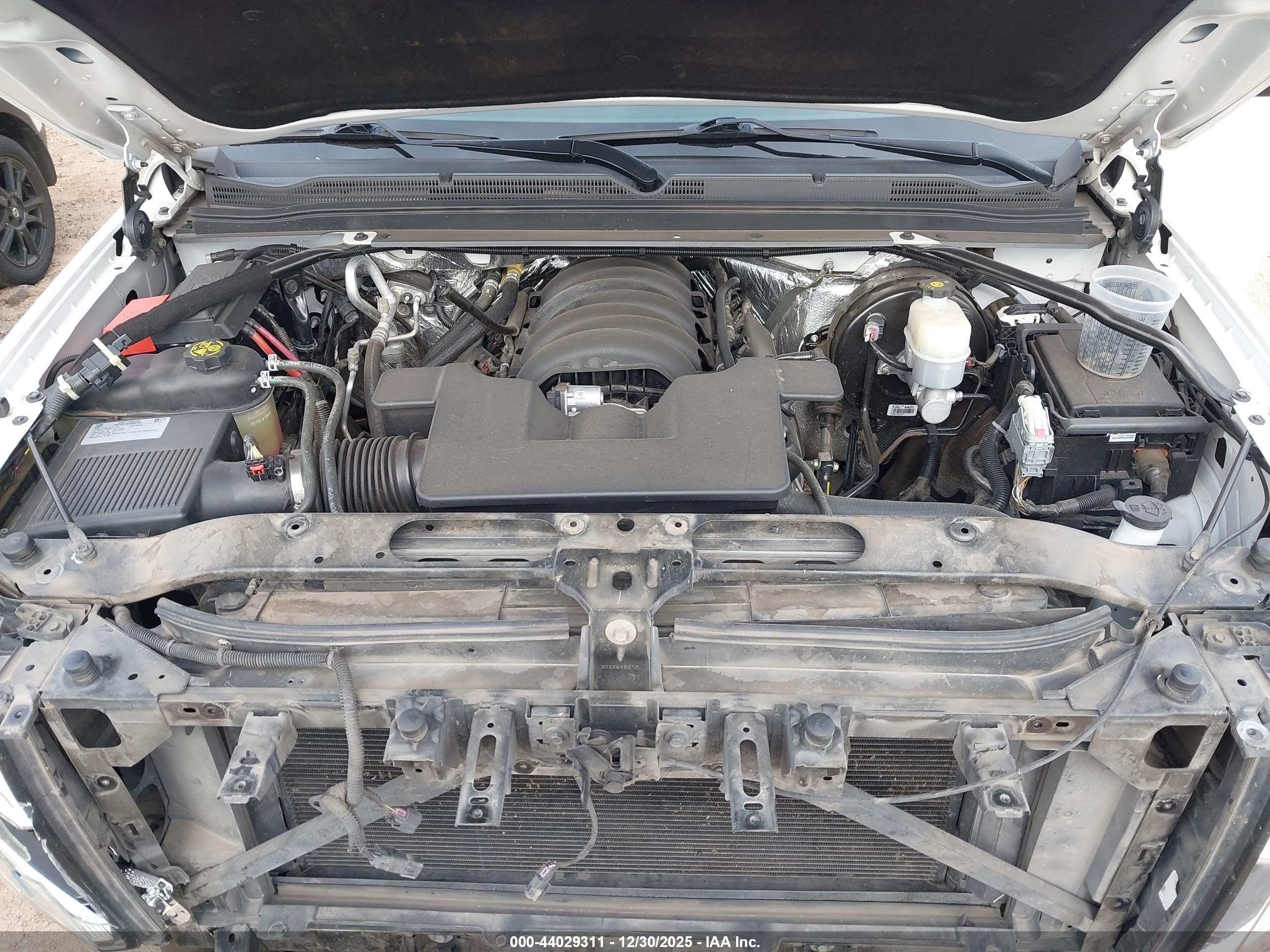 CHEVROLET TAHOE image 10