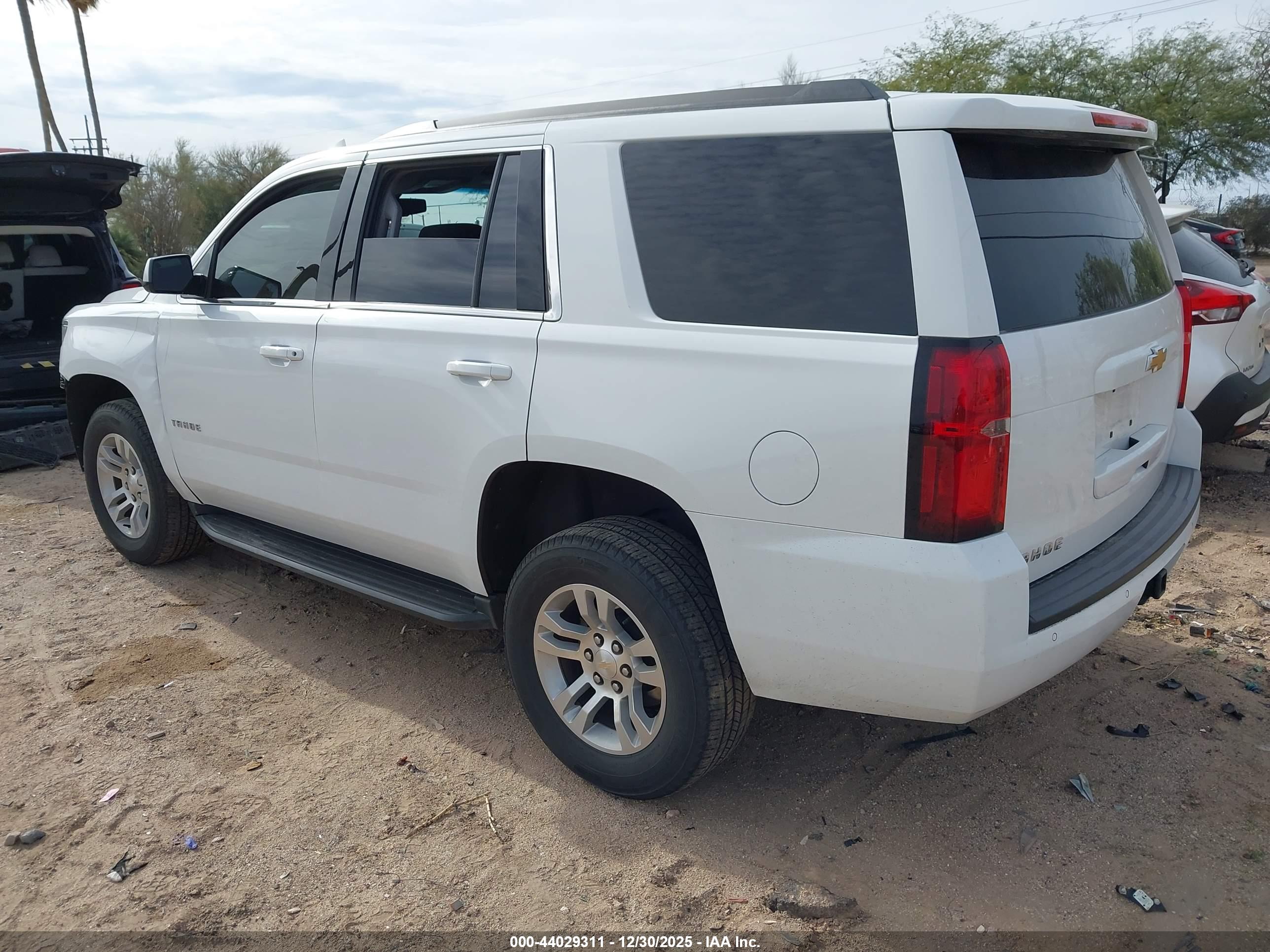 CHEVROLET TAHOE image 3