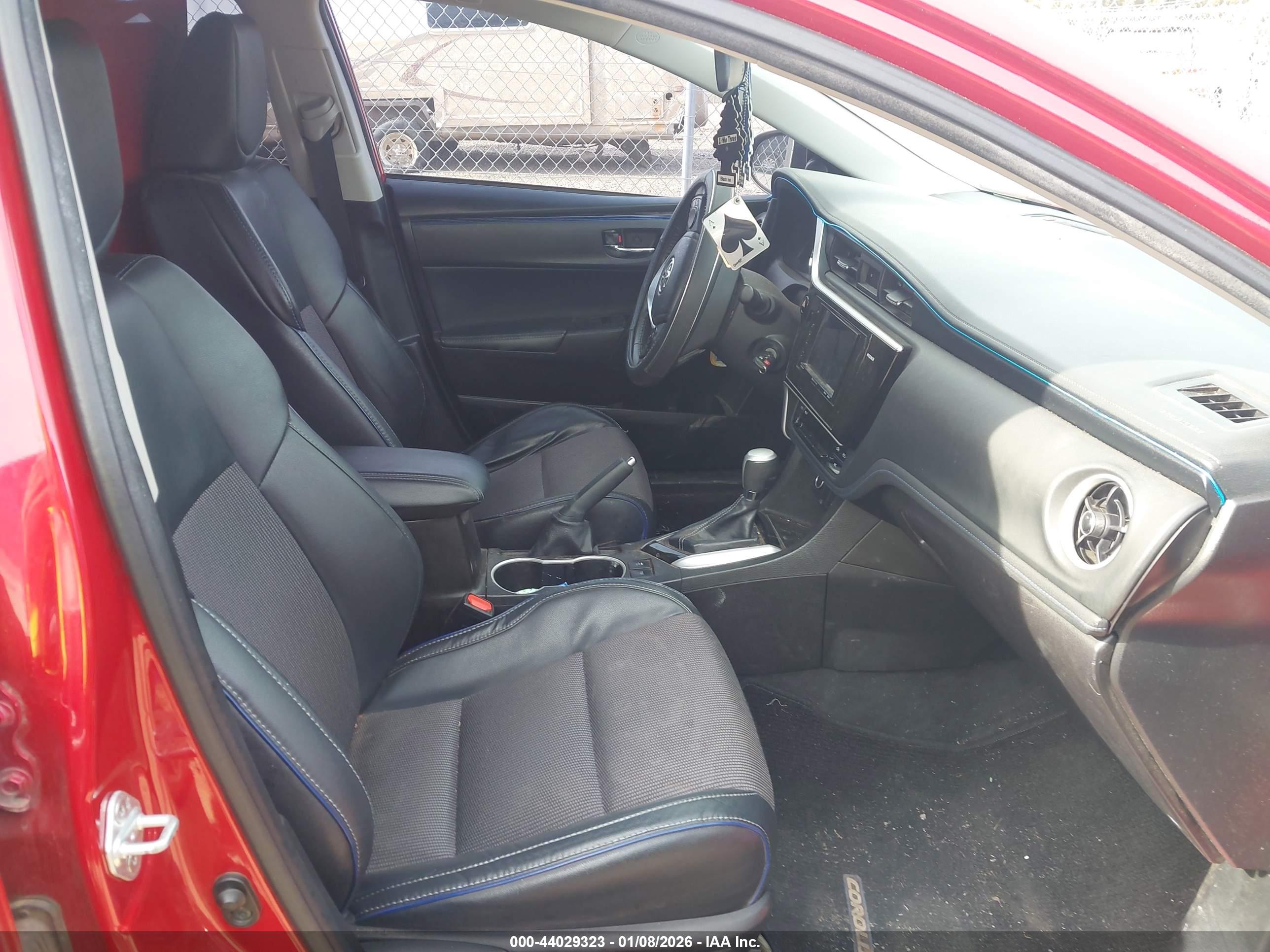 TOYOTA COROLLA image 5