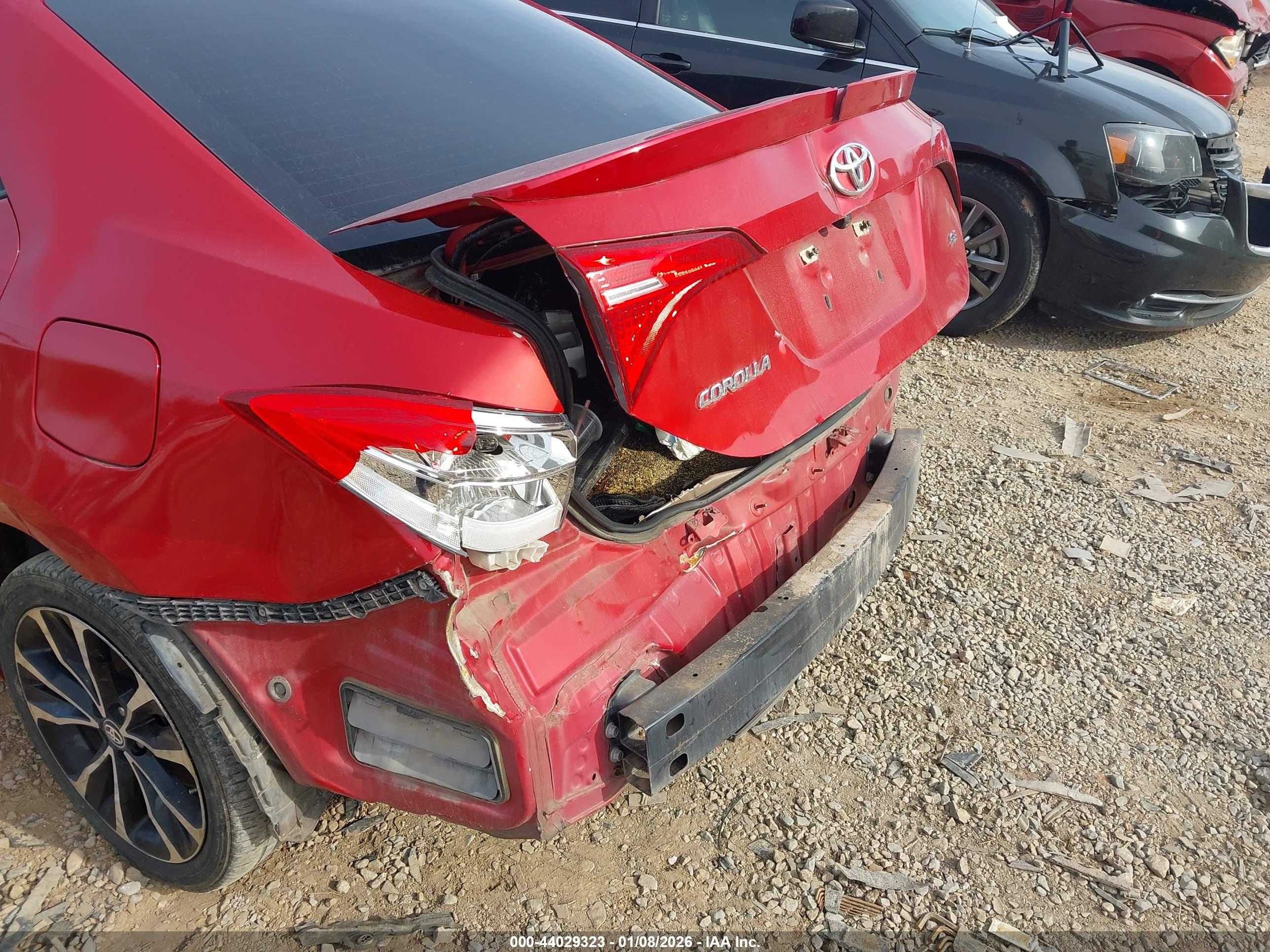 TOYOTA COROLLA image 6
