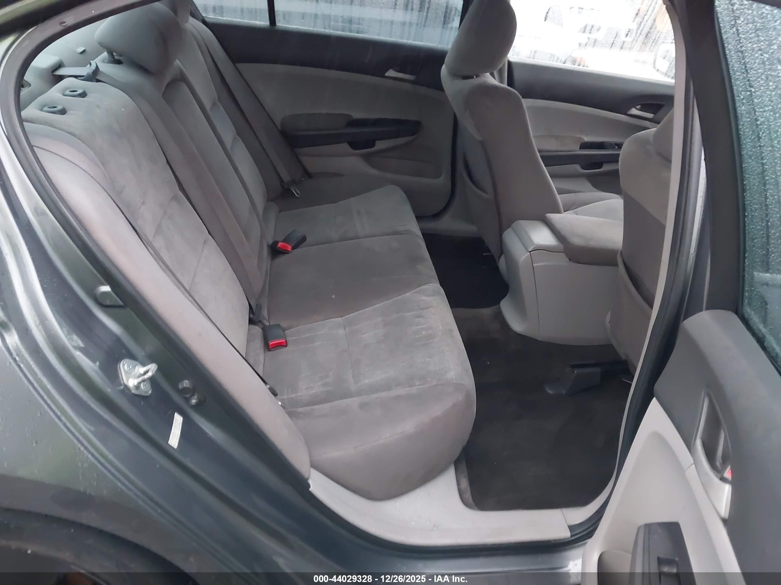 HONDA ACCORD image 8