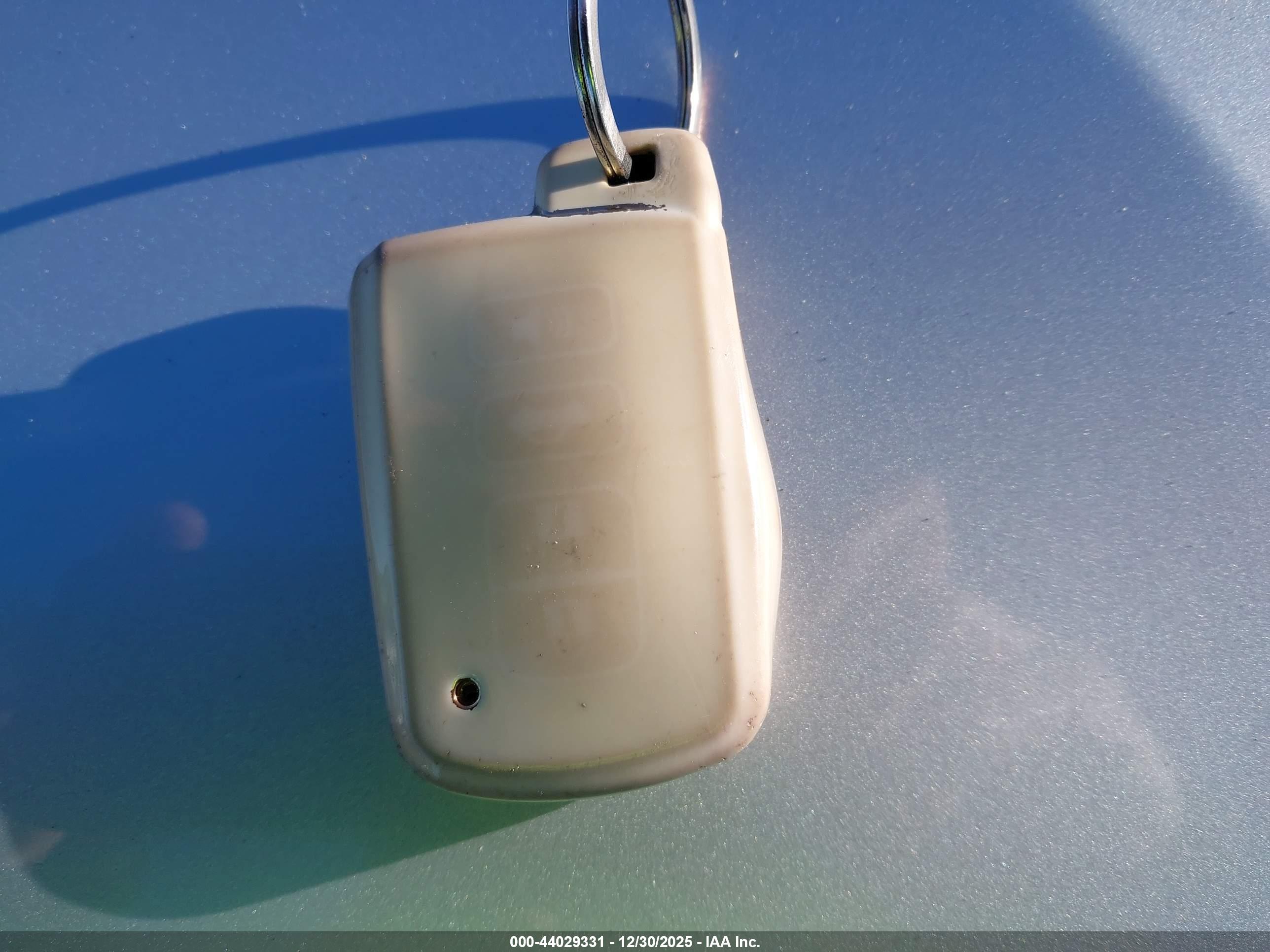 TOYOTA AVALON image 11