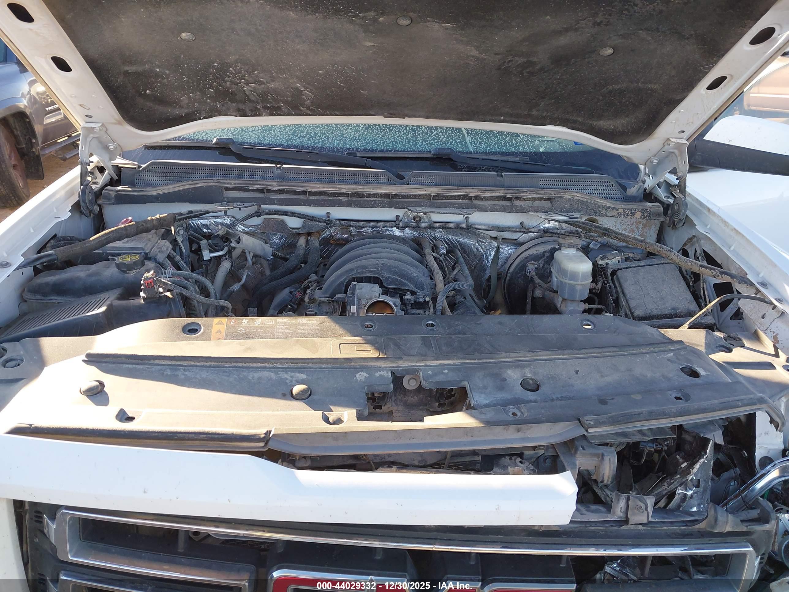 GMC SIERRA image 10