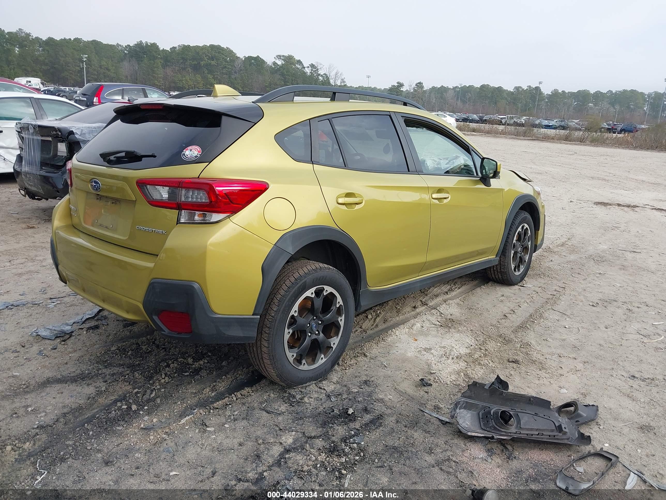 SUBARU CROSSTREK image 4