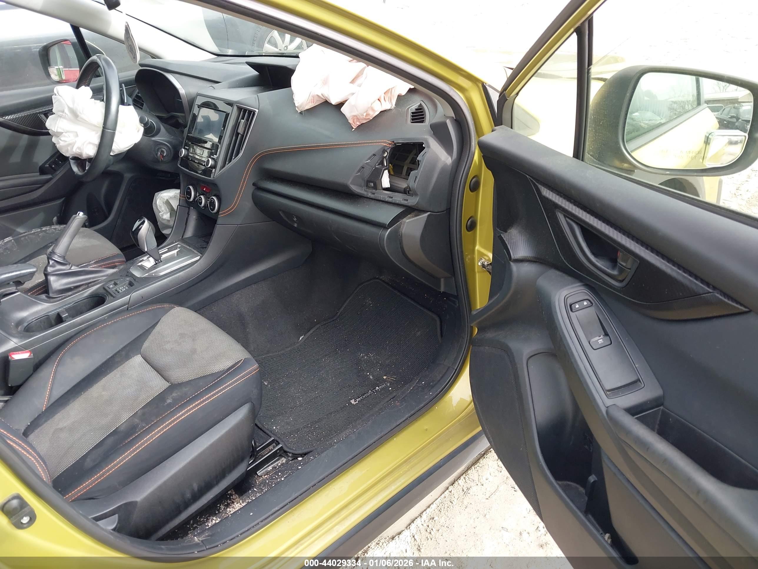 SUBARU CROSSTREK image 5